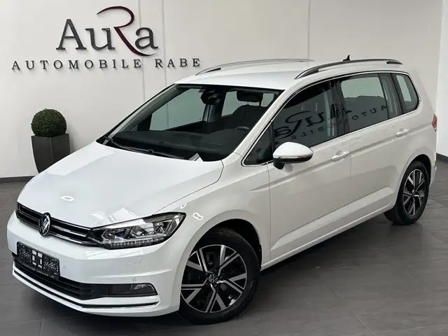 Volkswagen Touran main image