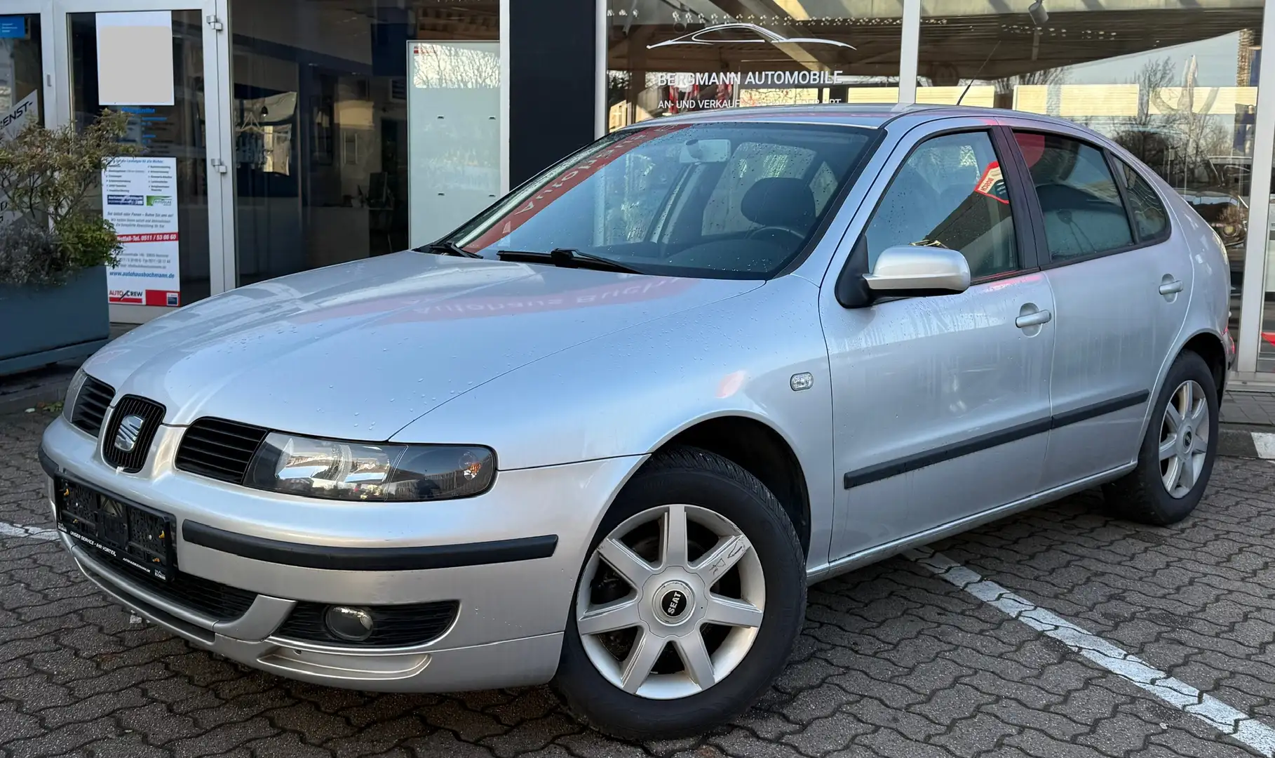 SEAT Leon Leon 1.6 16V Torrid Klima Allwetter TÜV Silber - 1