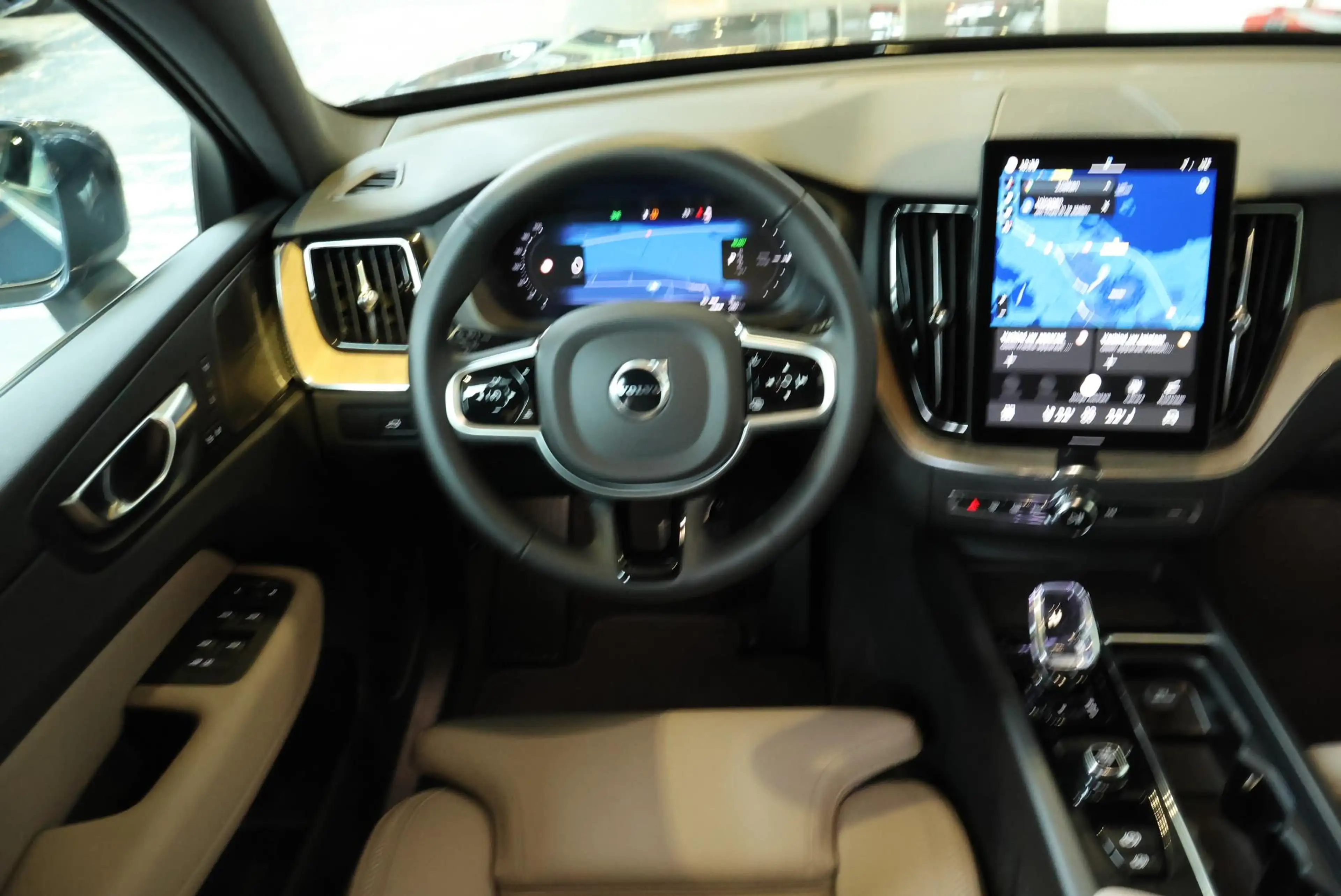 Volvo XC60 T6 Plug-in hybrid AWD Plus Bright | Nieuw model | — photo 12