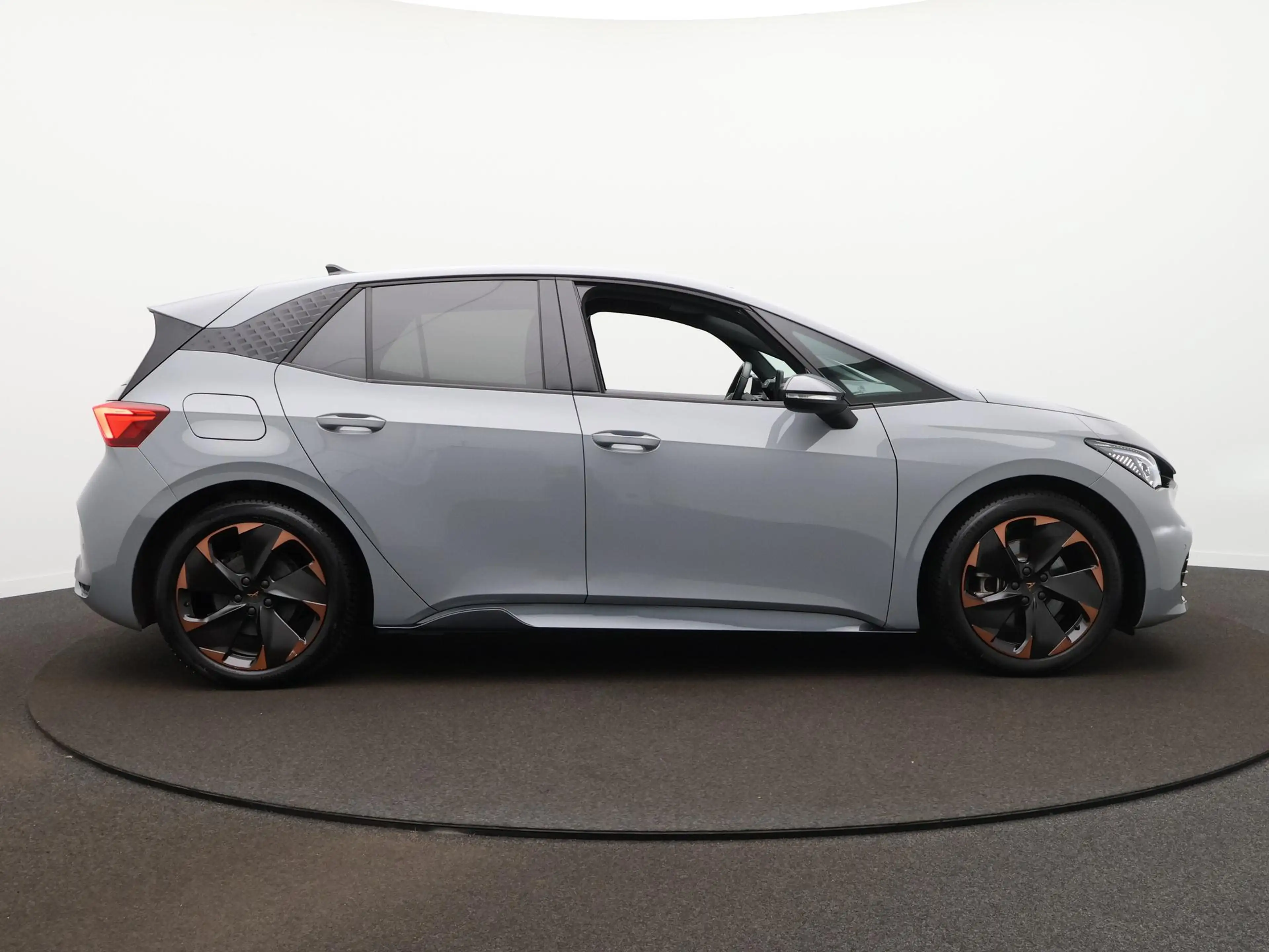 CUPRA Born Impulse 62 kWh | Camera | Elek. Stoelen | ACC | St — photo 5