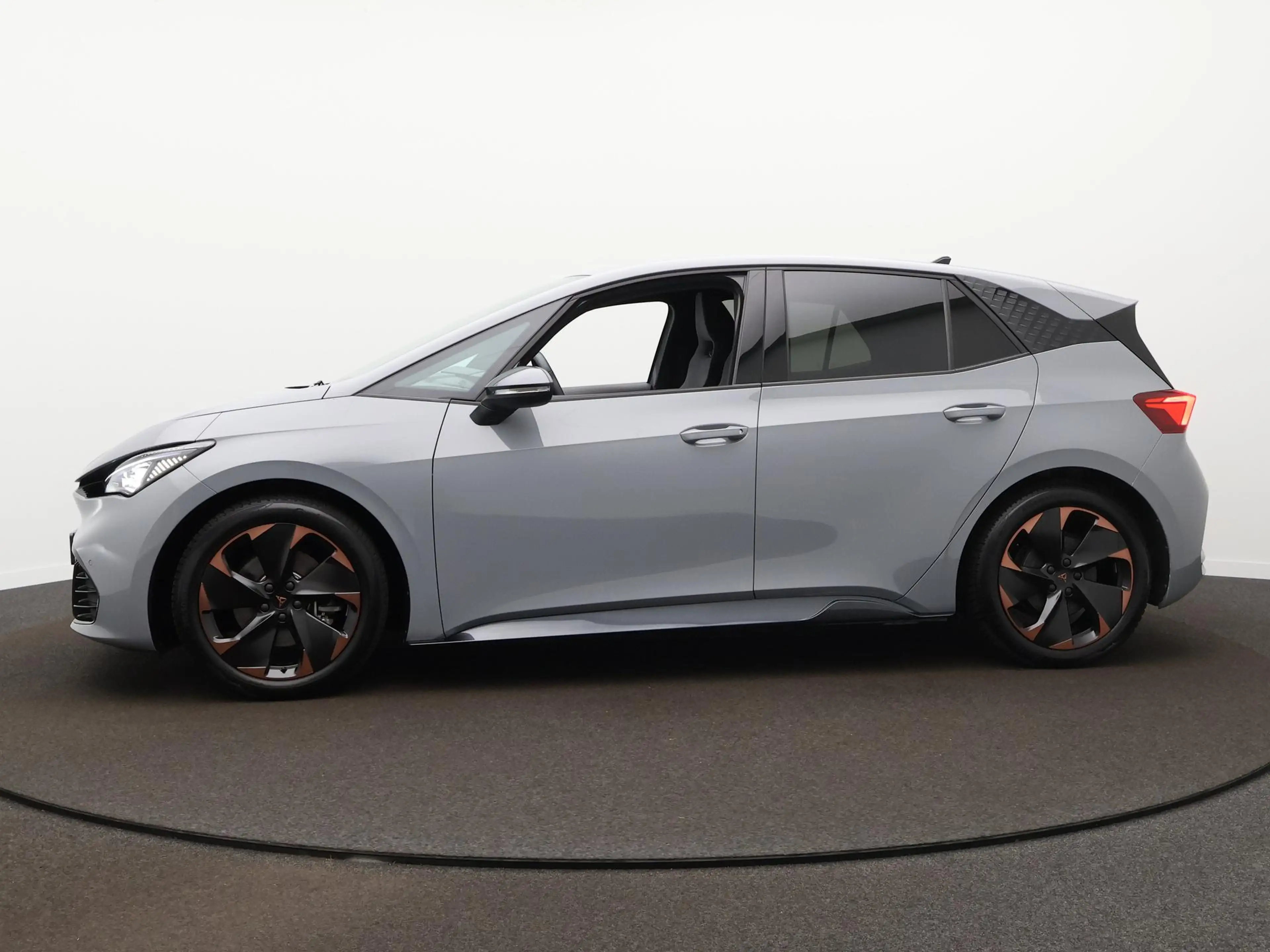 CUPRA Born Impulse 62 kWh | Camera | Elek. Stoelen | ACC | St — photo 9