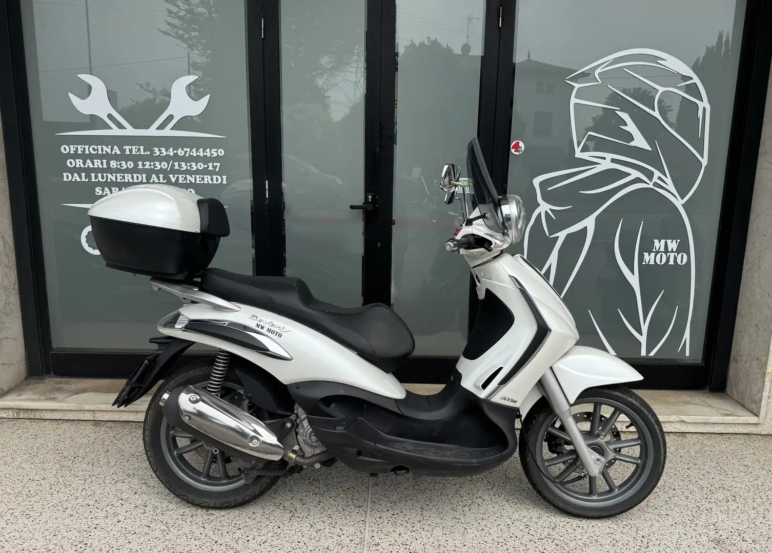 Piaggio Beverly 300 turer - 1