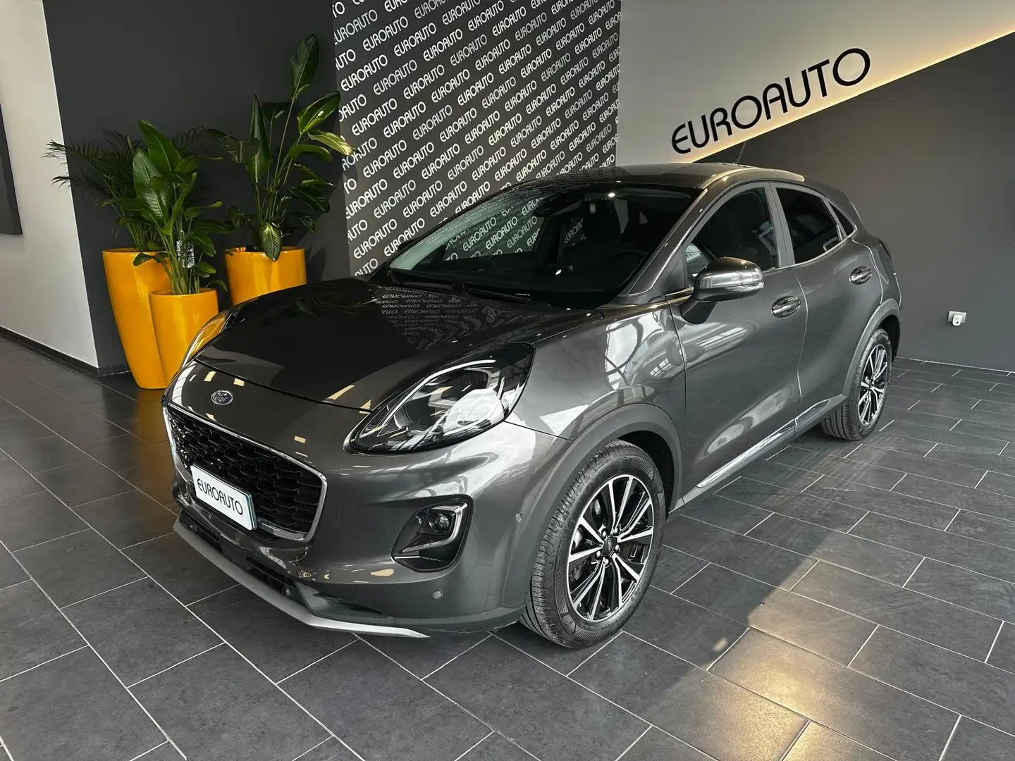 Ford Puma FPuma 1.0 EcoBoost Hybrid 125 CV S&S aut. Titanium Gris - 1