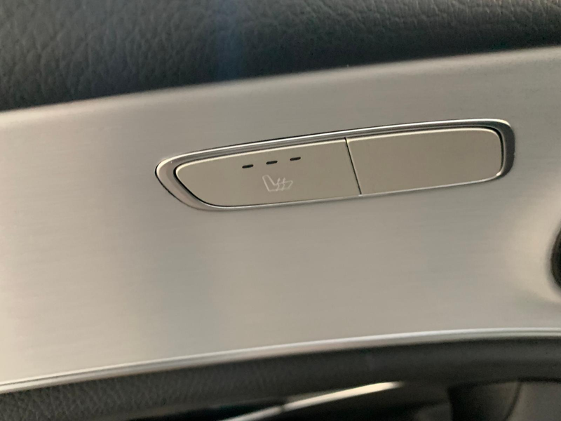 Mercedes-Benz E 220 E220 4Matic Avantgarde Distronic+ Glasdach Leder — photo 10