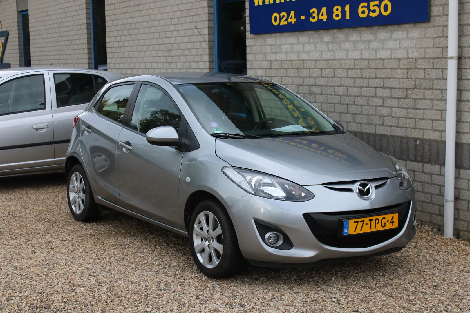 Mazda 2 1.5 GT-L 5DRS Automaat Gris - 1