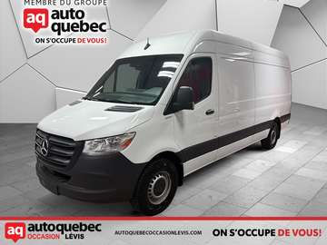 2500 4 cyl. en ligne diesel toit surélevé 170 po