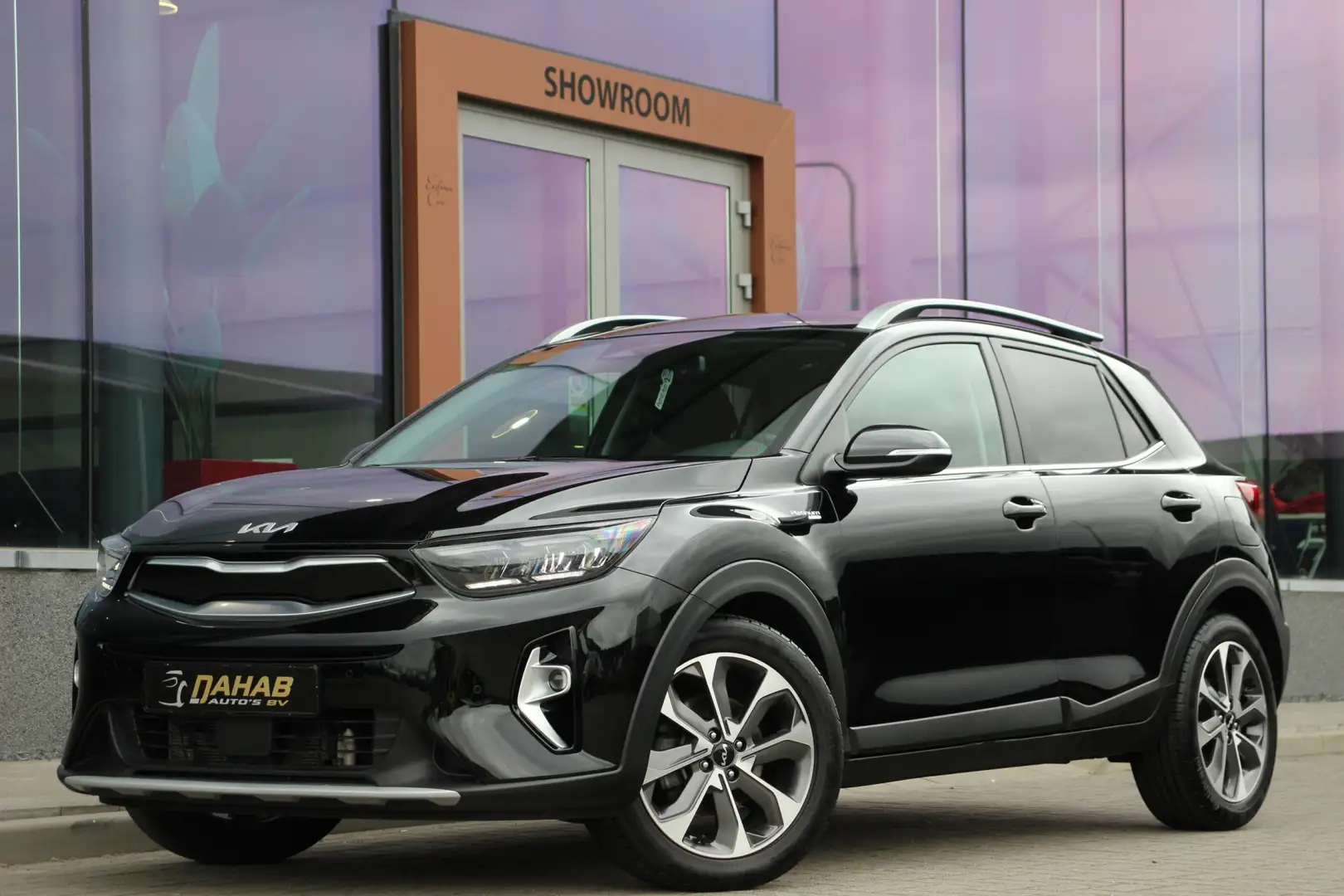 Kia Stonic 1.0 T-GDi Platinum Edition | Schuifdak | Leder | C Zwart - 1