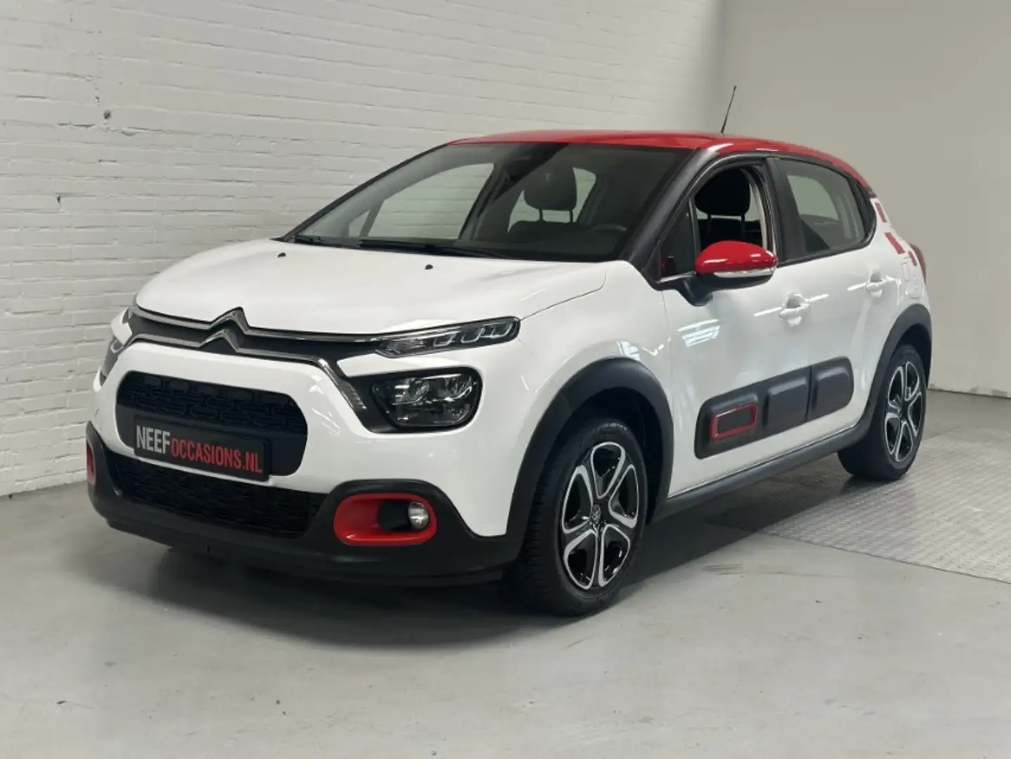 Citroen C3 1.2 PureTech Business AIRCO / CRUISE / ELK.PAKKET Weiß - 1