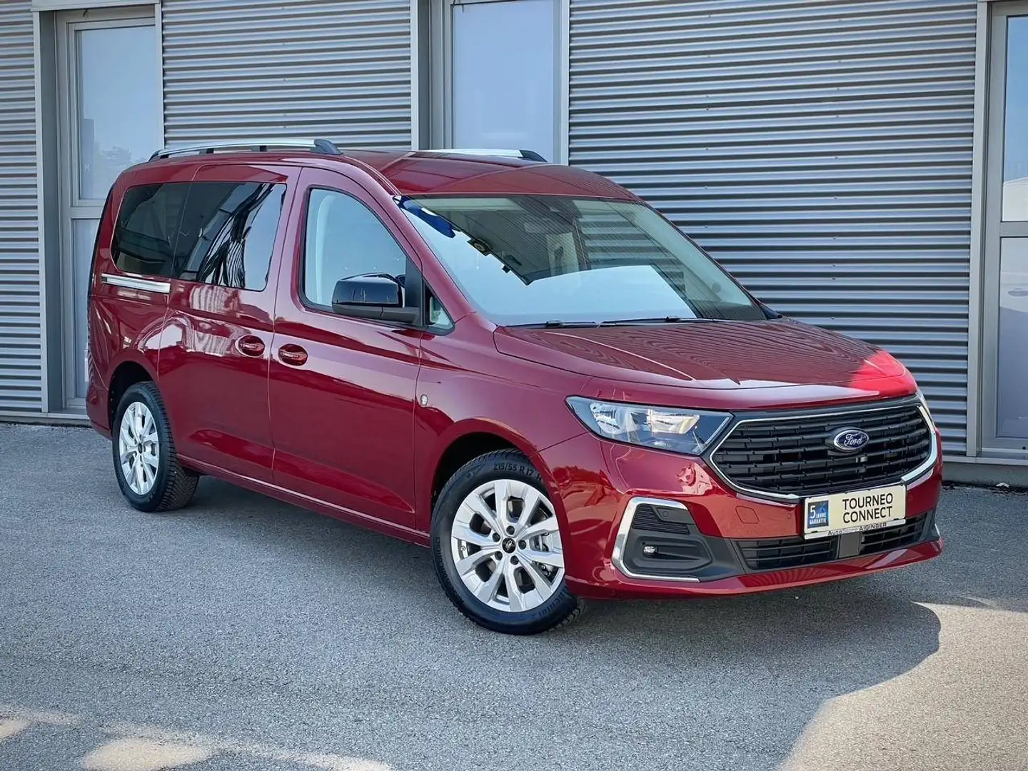 Ford Grand Tourneo Connect Titanium wie neu mit Behindertenumbau!!! Rot - 2