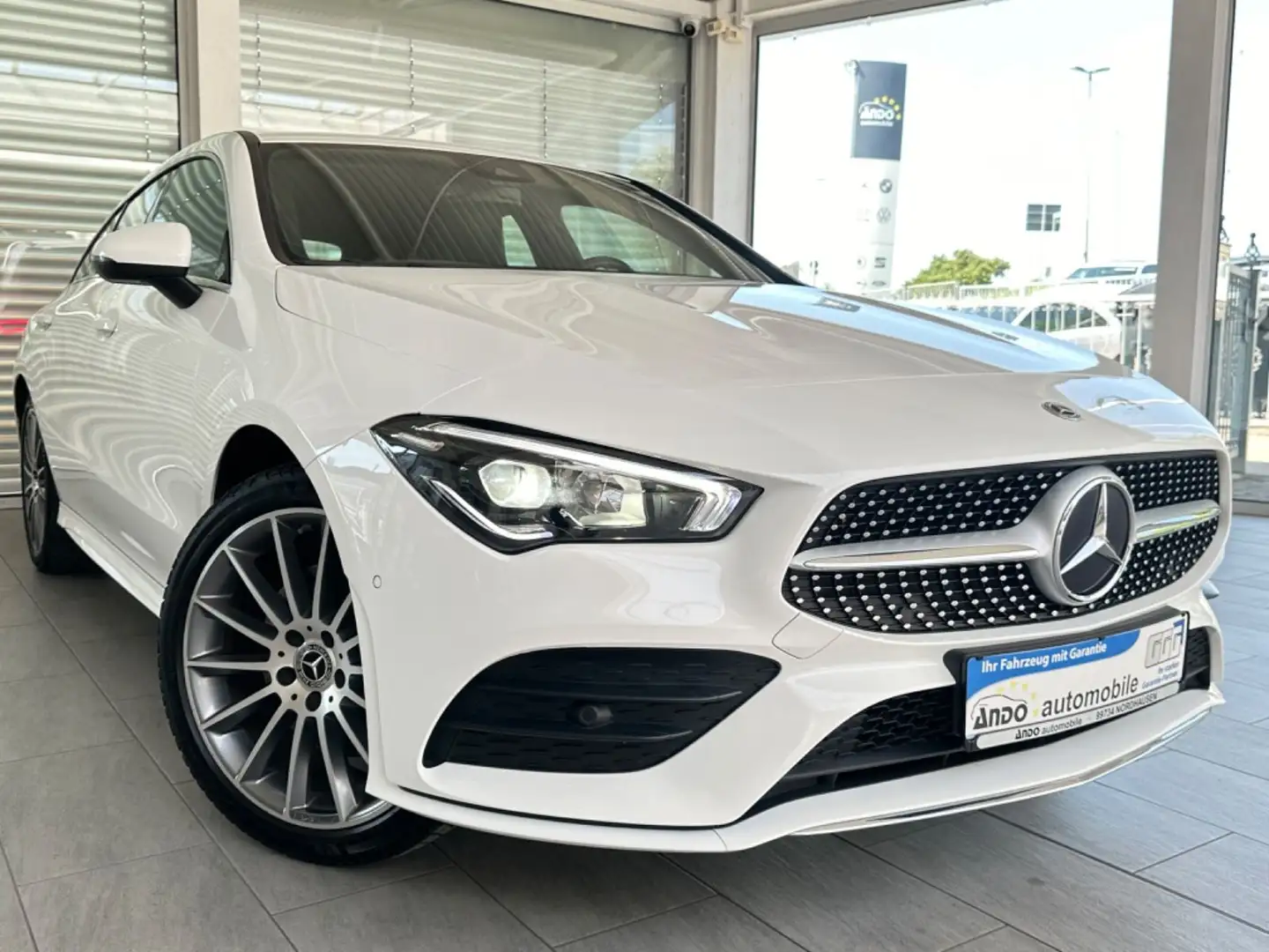 Mercedes-Benz CLA 250 CLA 250e SB AMG-Line*LED*NAVI*CARPLAY*AHK*19ZOLL Weiß - 2