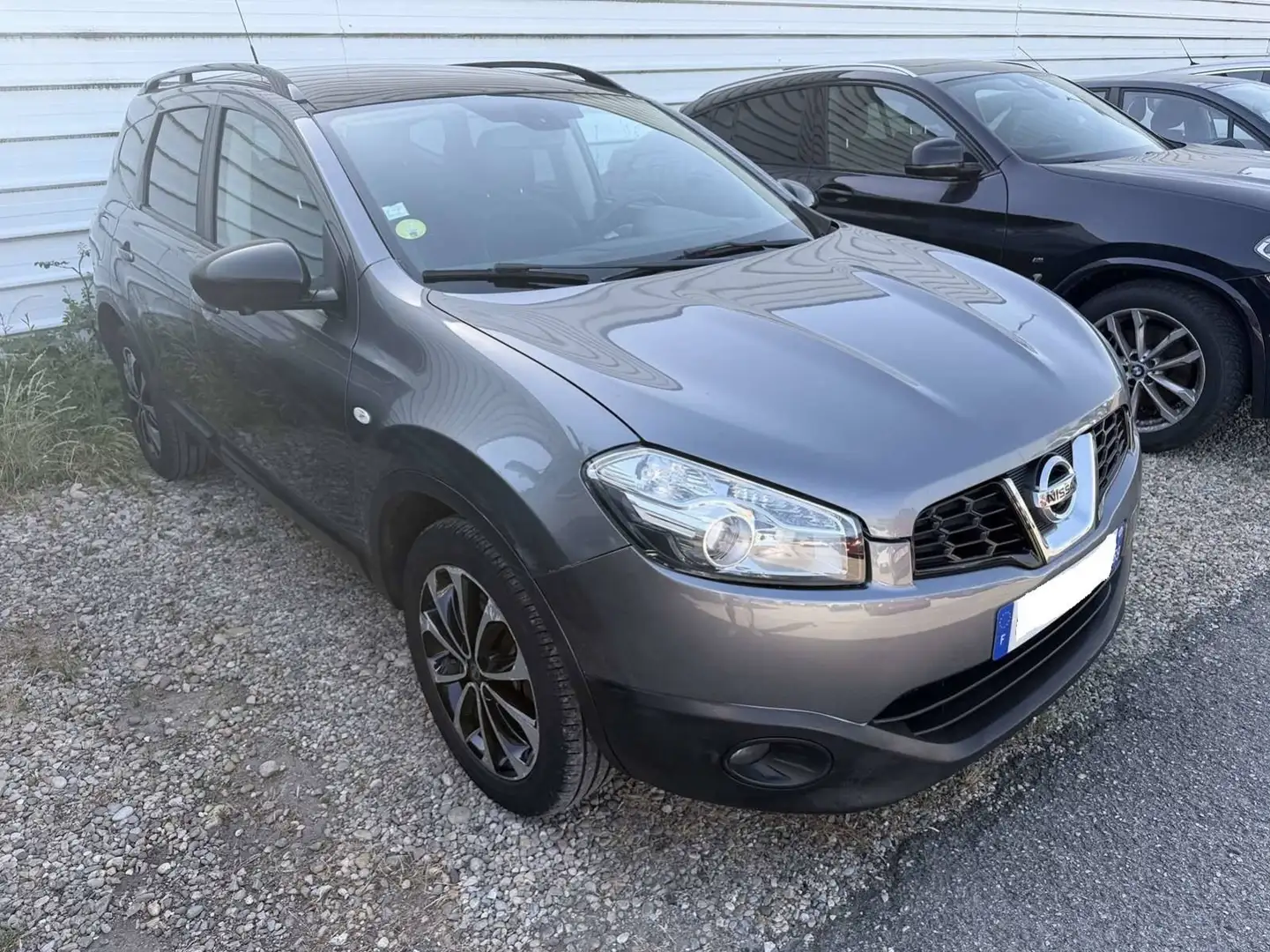 Nissan Qashqai+2 Qashqai%2B2 1.6 dCi 130 FAP Tekna Stop&Start Grau - 2