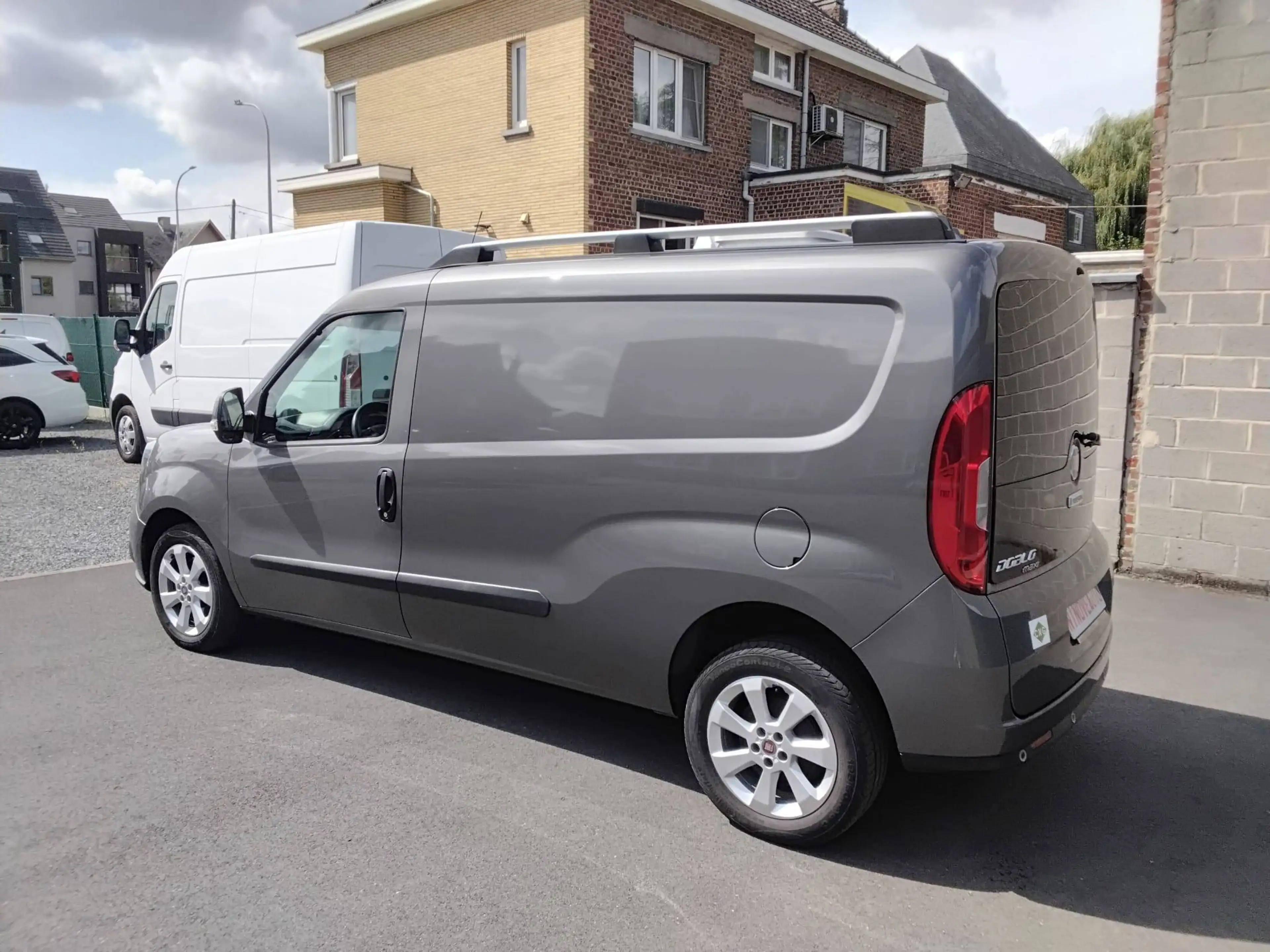 Fiat Doblo MAXI CNG NAVI AIRCO BLUETOOTH 1STE EIGENAAR **62000KM** — photo 3