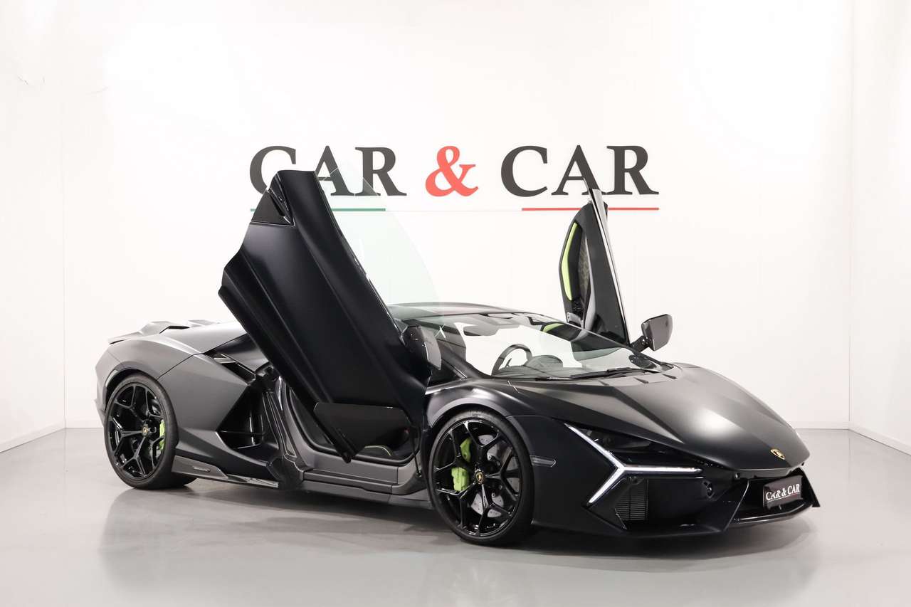 Lamborghini Revuelto Revuelto 6.5 V12