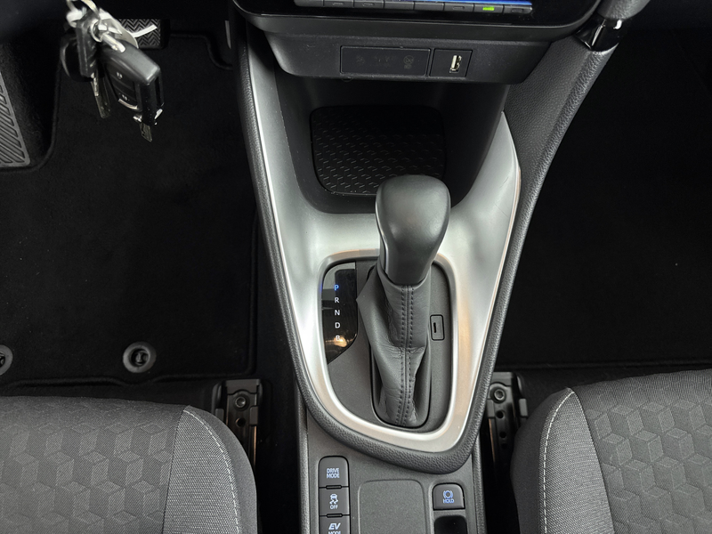 Toyota Yaris 1.5 Hybrid Active | Trekhaak | NL-Auto | Parkeerca — photo 10