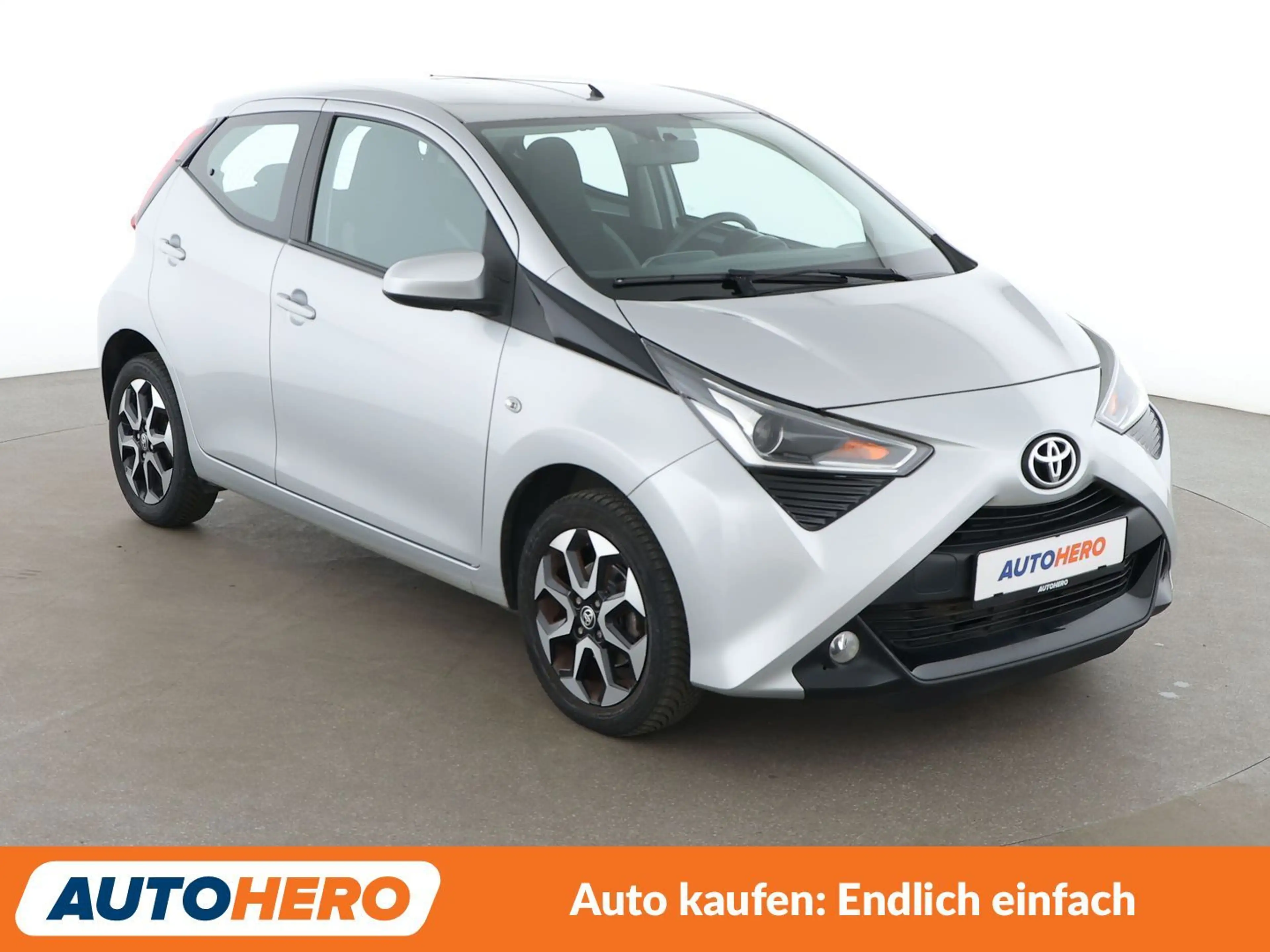 Toyota Aygo 1.0 X-Play club*RÜCKFAHRKAMERA*BLUETOOTH* — photo 8