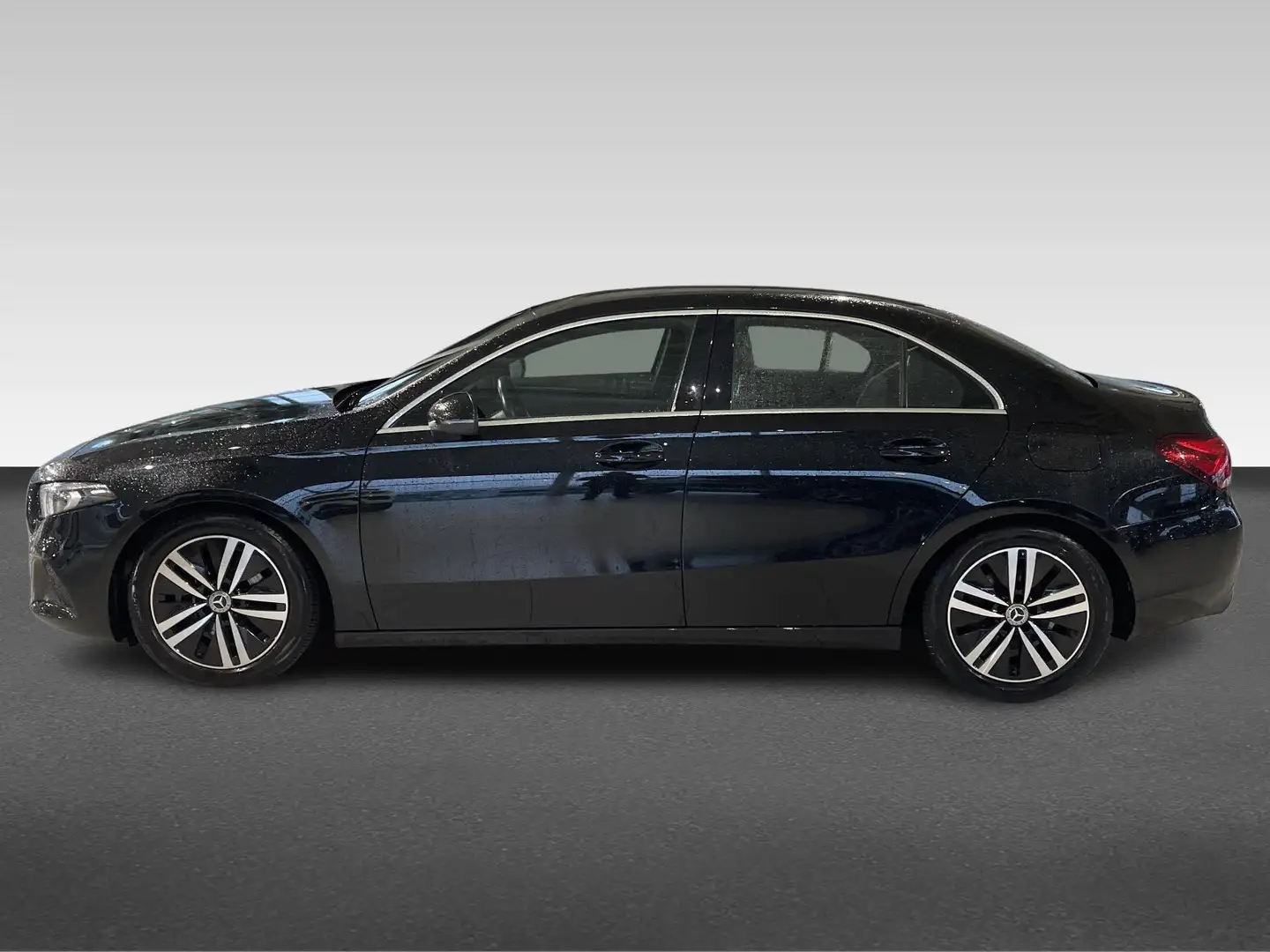 Mercedes-Benz A 200 Limousine A 163pk 7G-DCT Business Solution Luxury Negro - 2