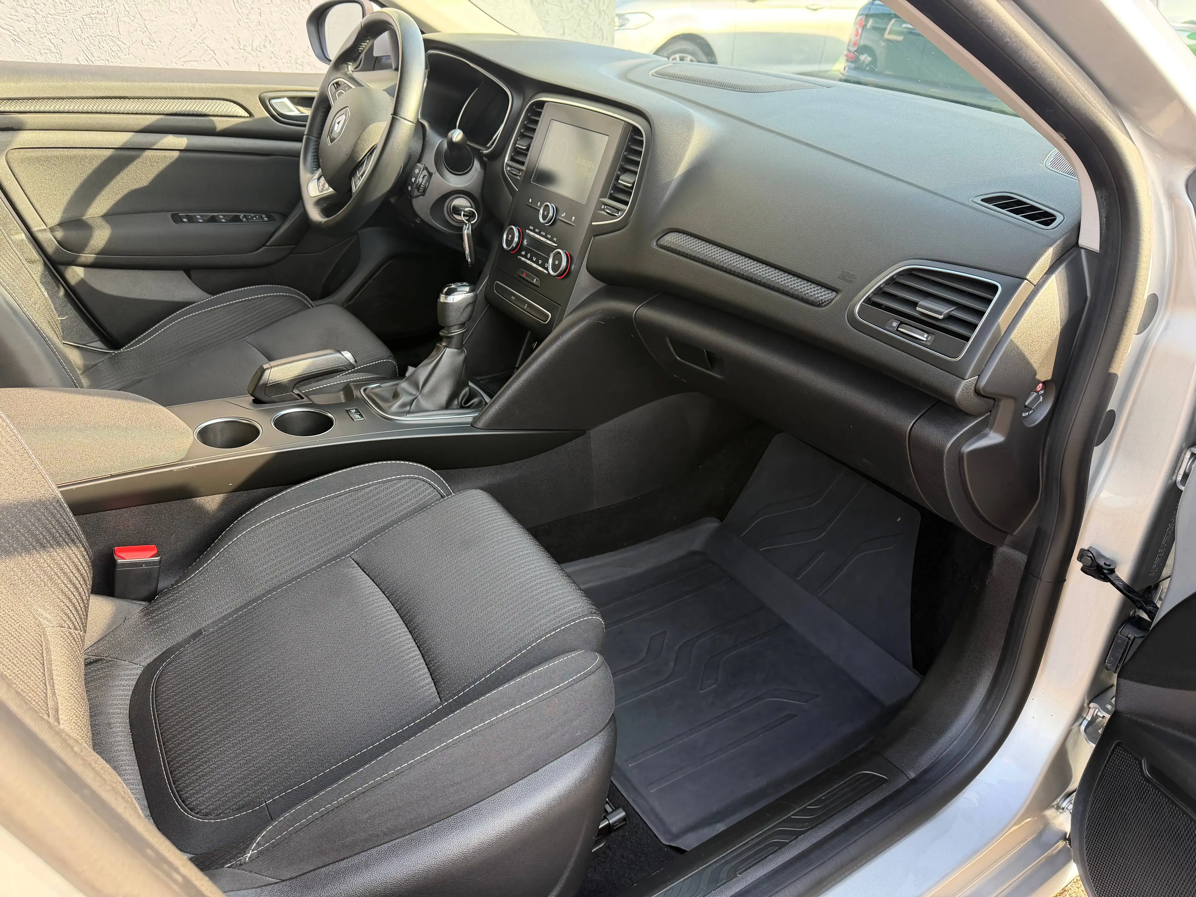 Renault Megane *Navi*Top Zustand*Allwetter*Euro6*96 KW Diesel Motor* — photo 10