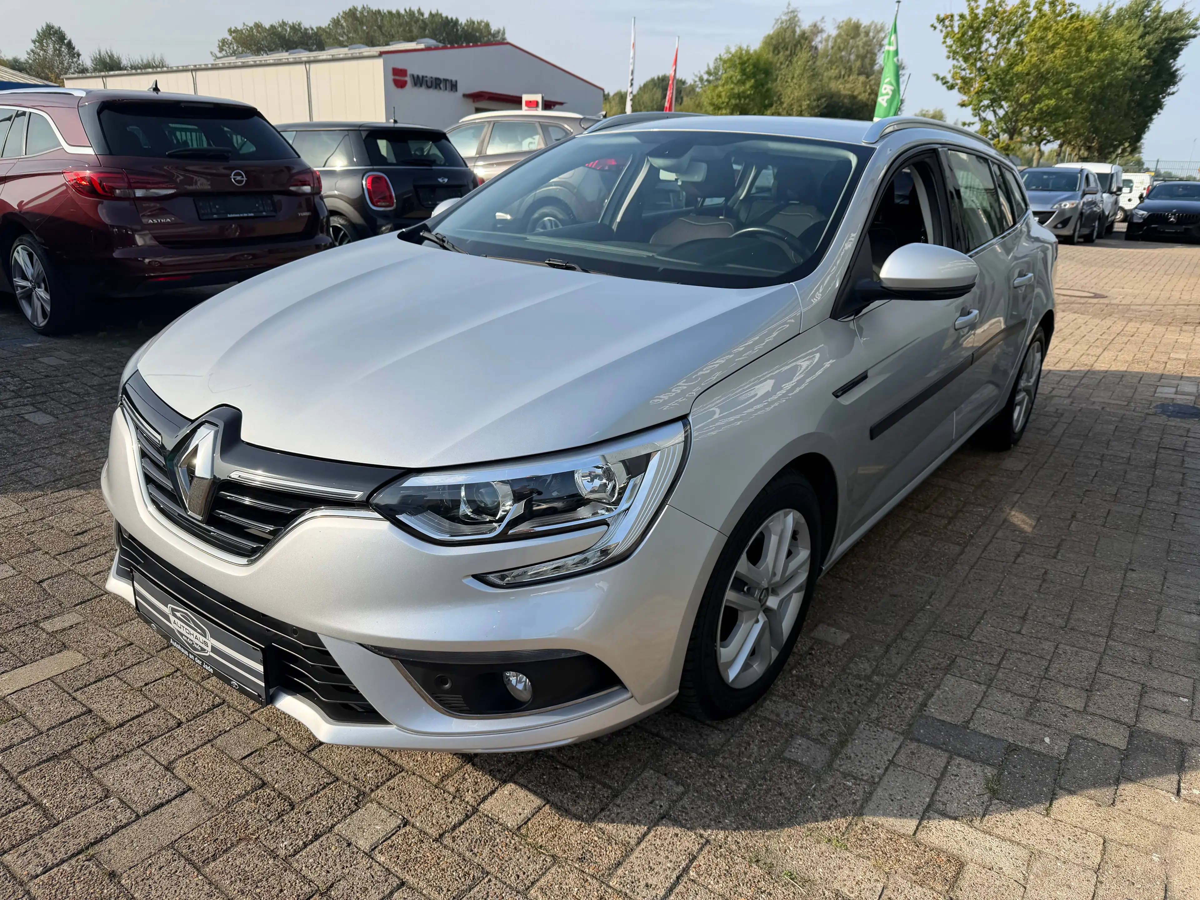 Renault Megane *Navi*Top Zustand*Allwetter*Euro6*96 KW Diesel Motor* — photo 3