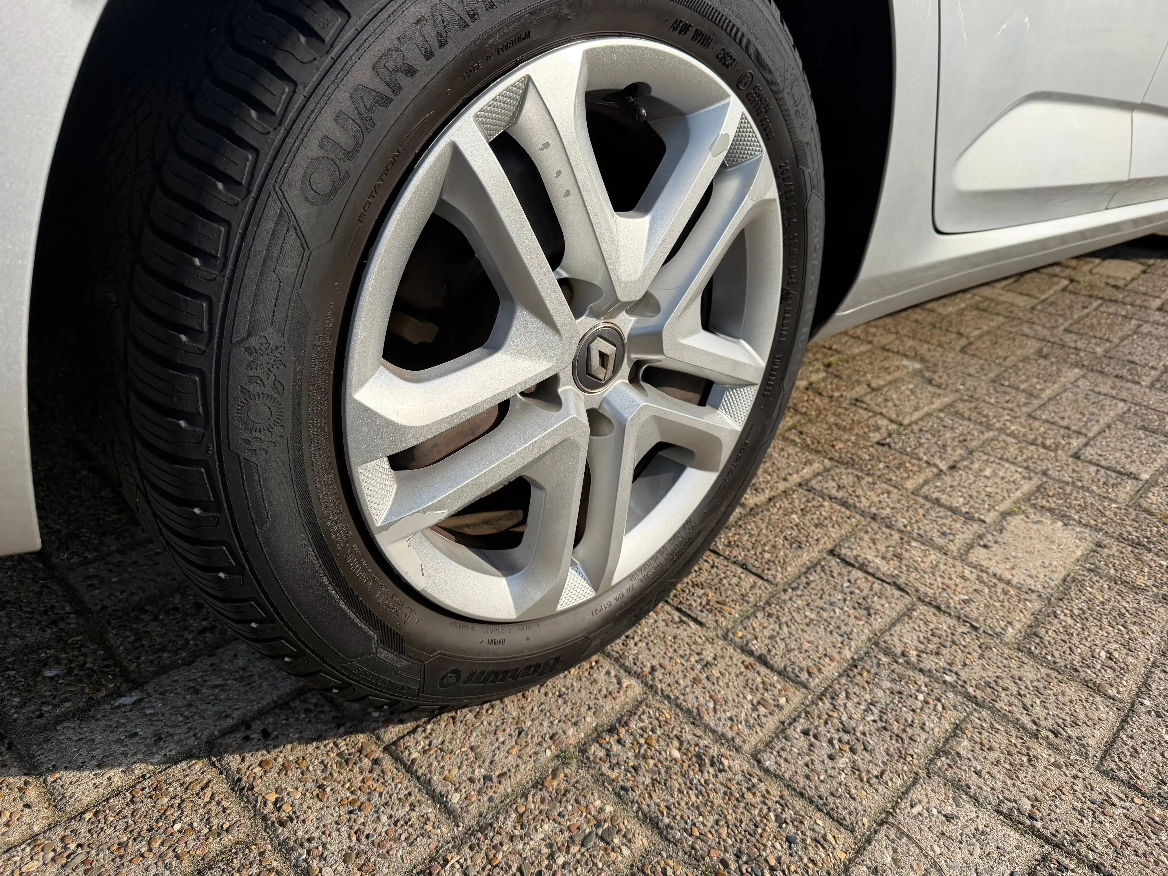 Renault Megane *Navi*Top Zustand*Allwetter*Euro6*96 KW Diesel Motor* — photo 9