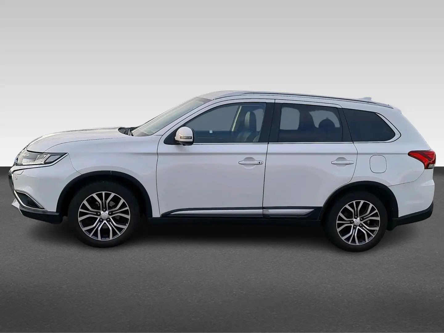 Mitsubishi Outlander 2.0 ClearTec 4WD CVT 150pk 7pl Instyle Blanco - 2