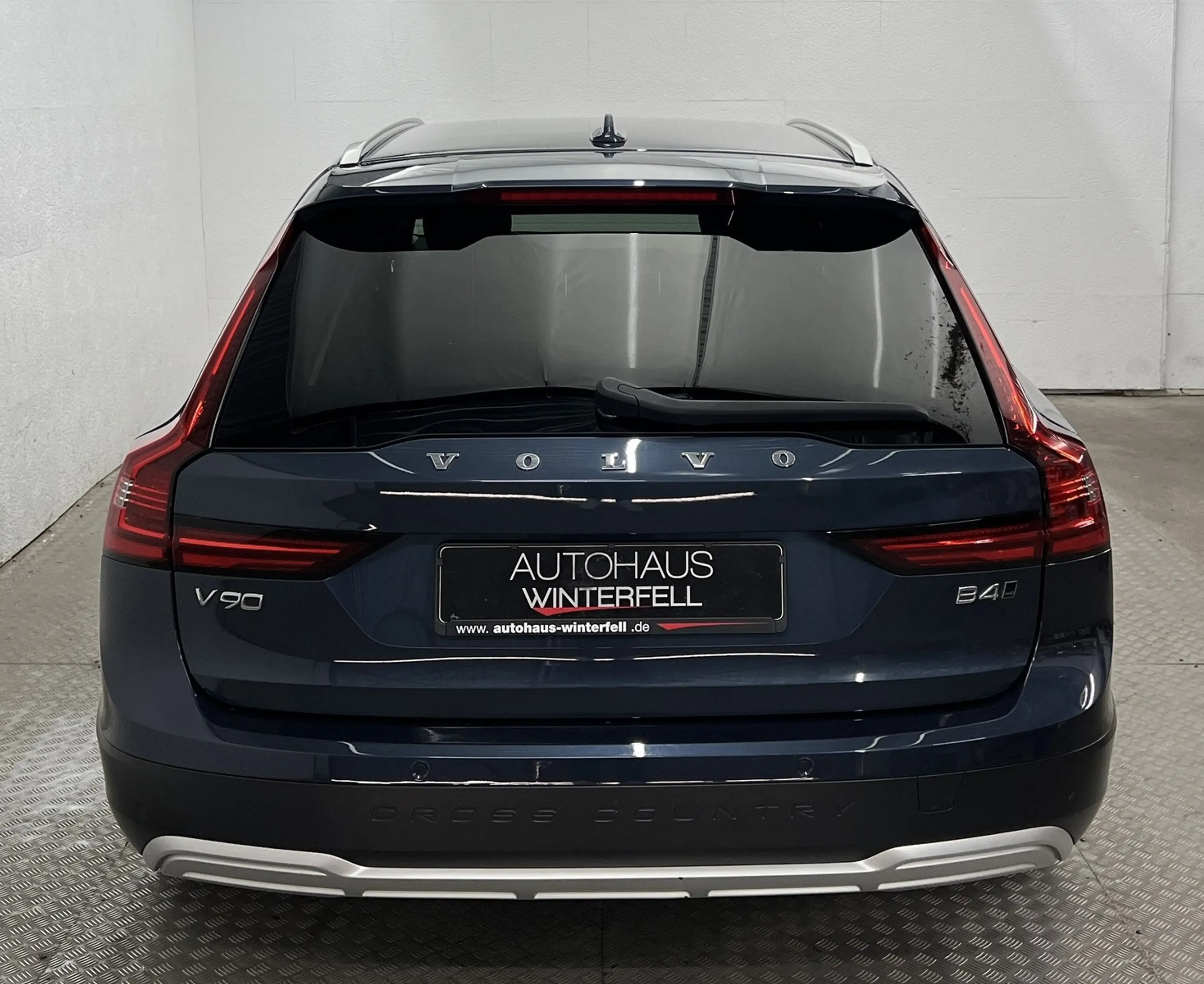 Volvo V90 Cross Country B4 AWD PLUS BRIGHT STANDH+21Z — photo 7