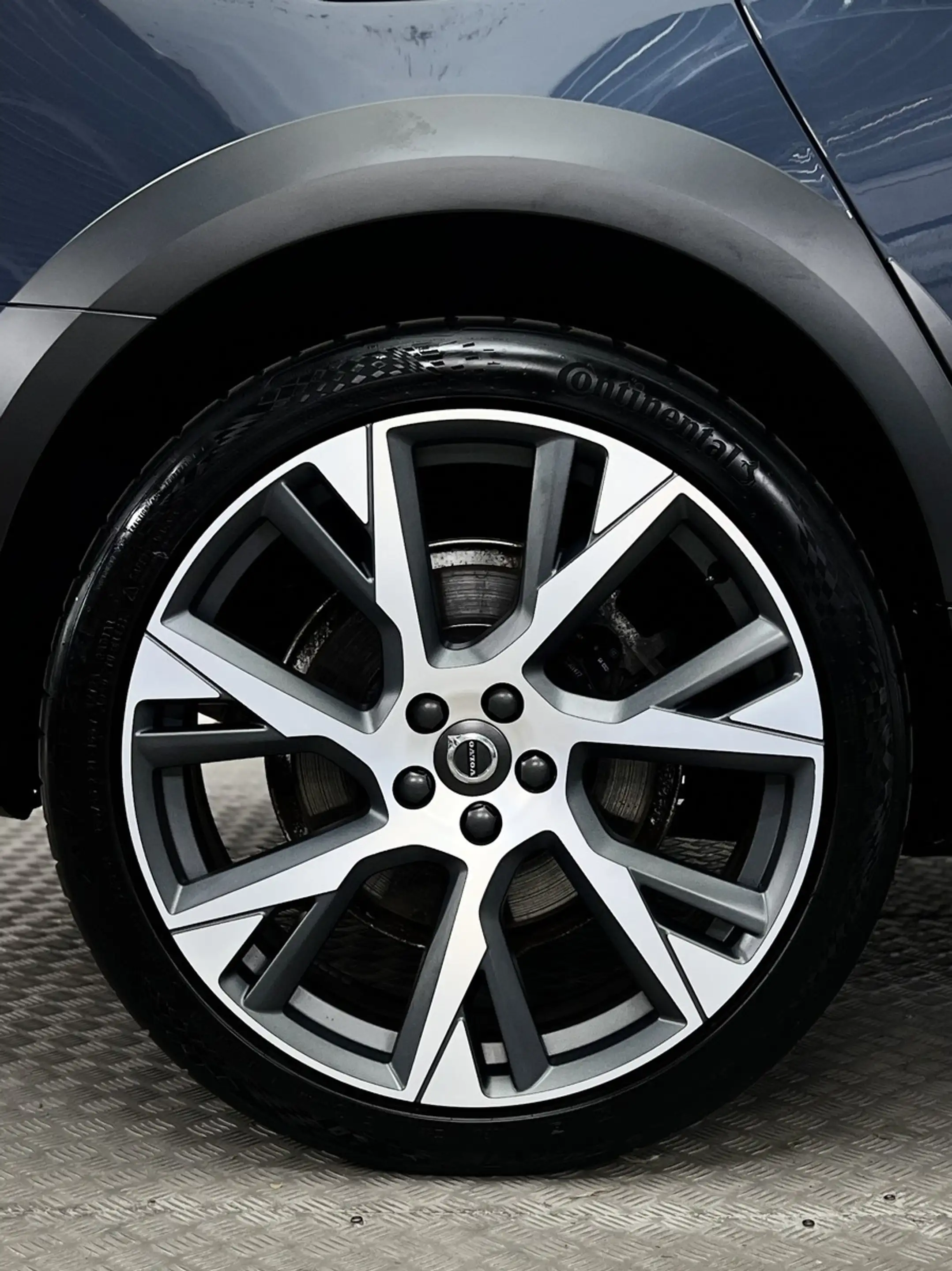 Volvo V90 Cross Country B4 AWD PLUS BRIGHT STANDH+21Z — photo 10
