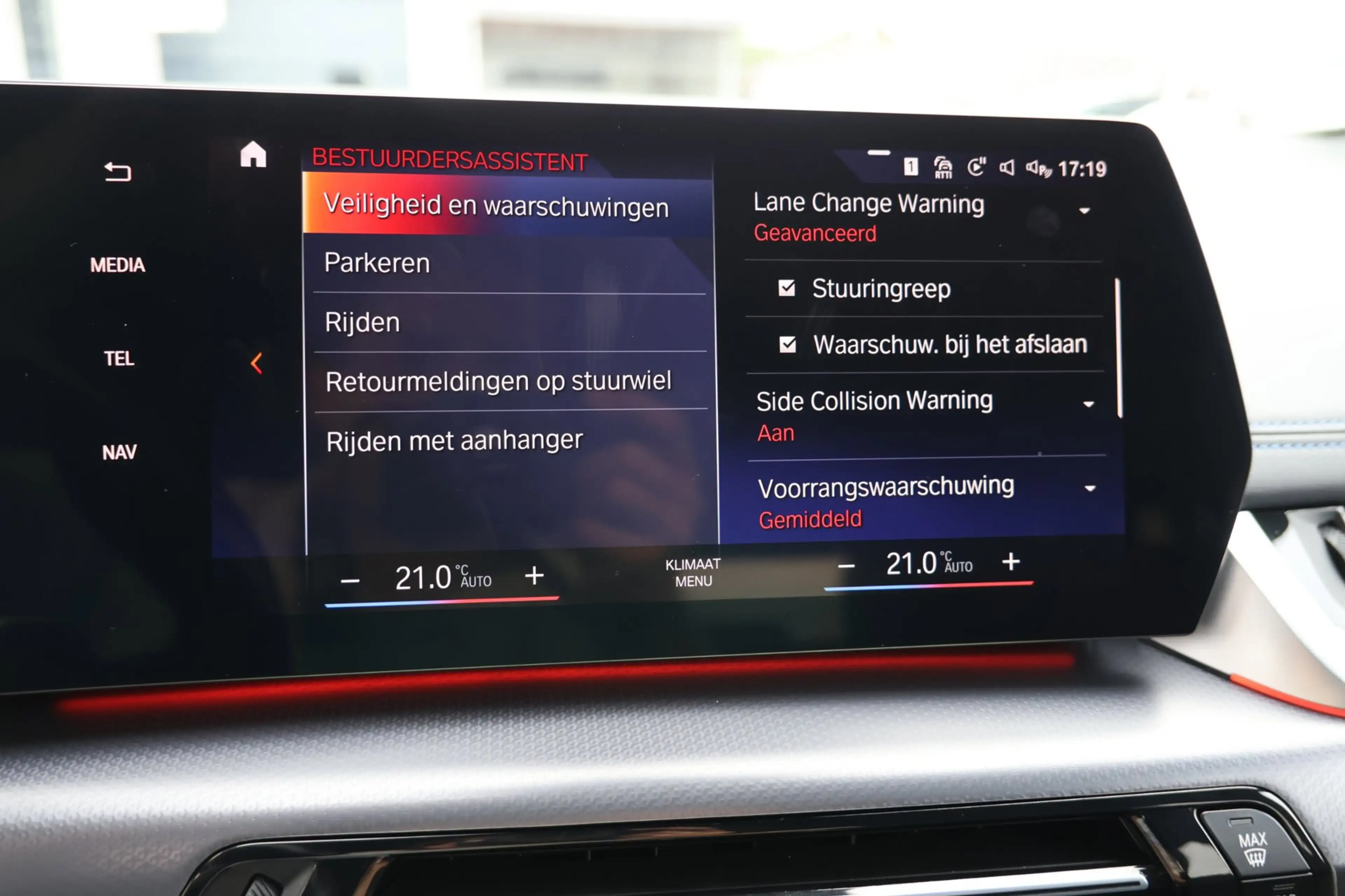 BMW 220 2-serie Active Tourer 220i M-Sport Pano Carplay Tr — photo 45