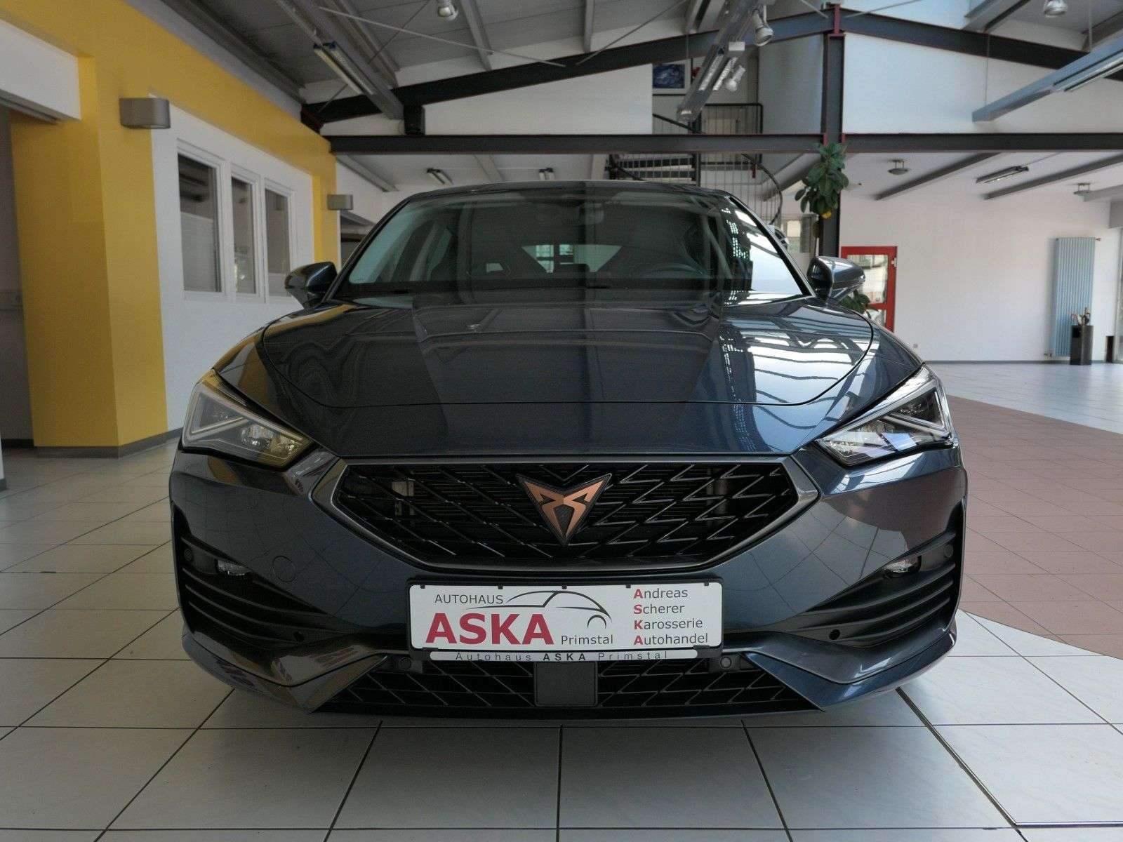 CUPRA Leon