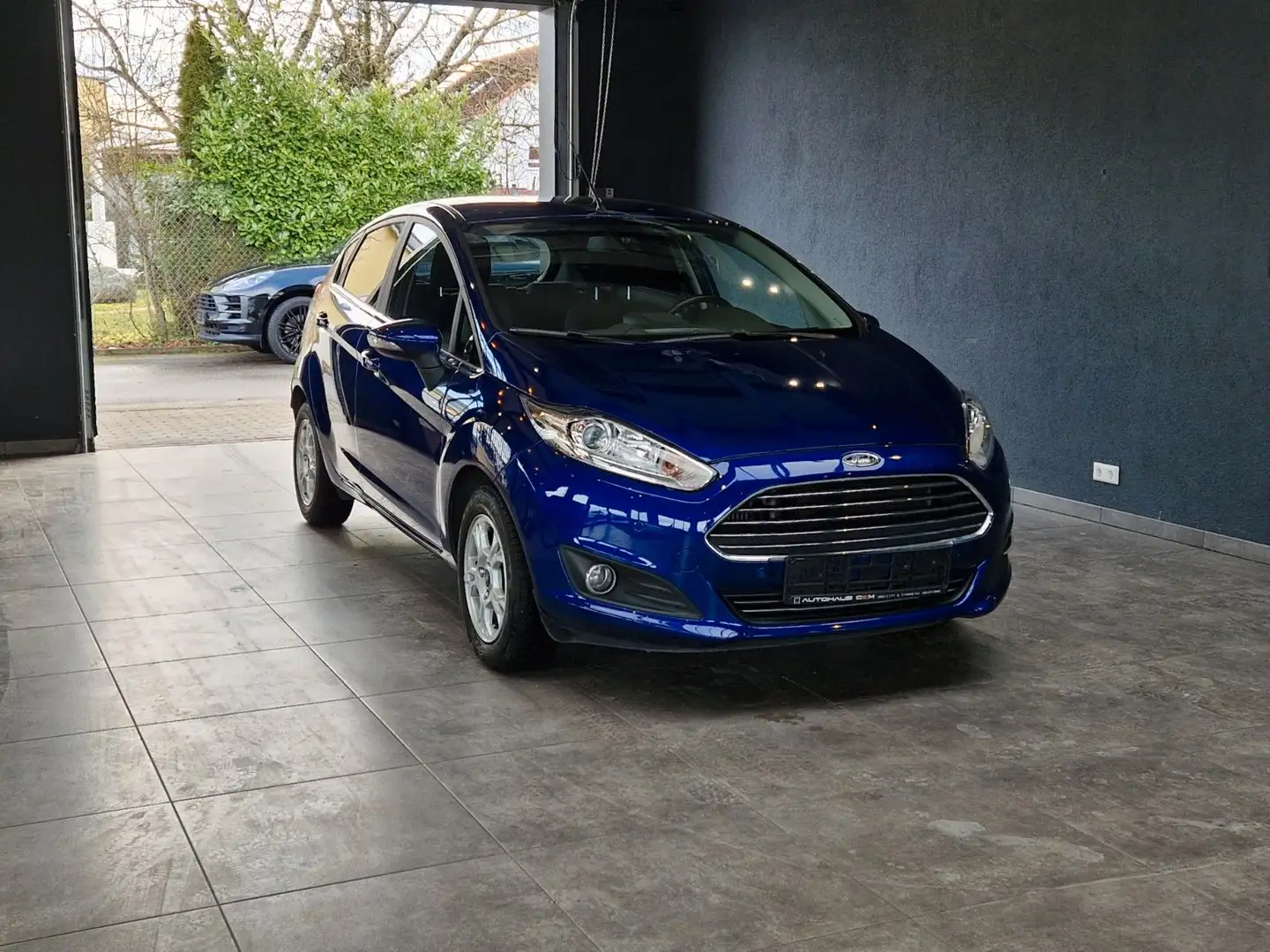 Ford Fiesta Titanium *125 PS*KAMERA*58.452 km*NAVI* Blau - 1