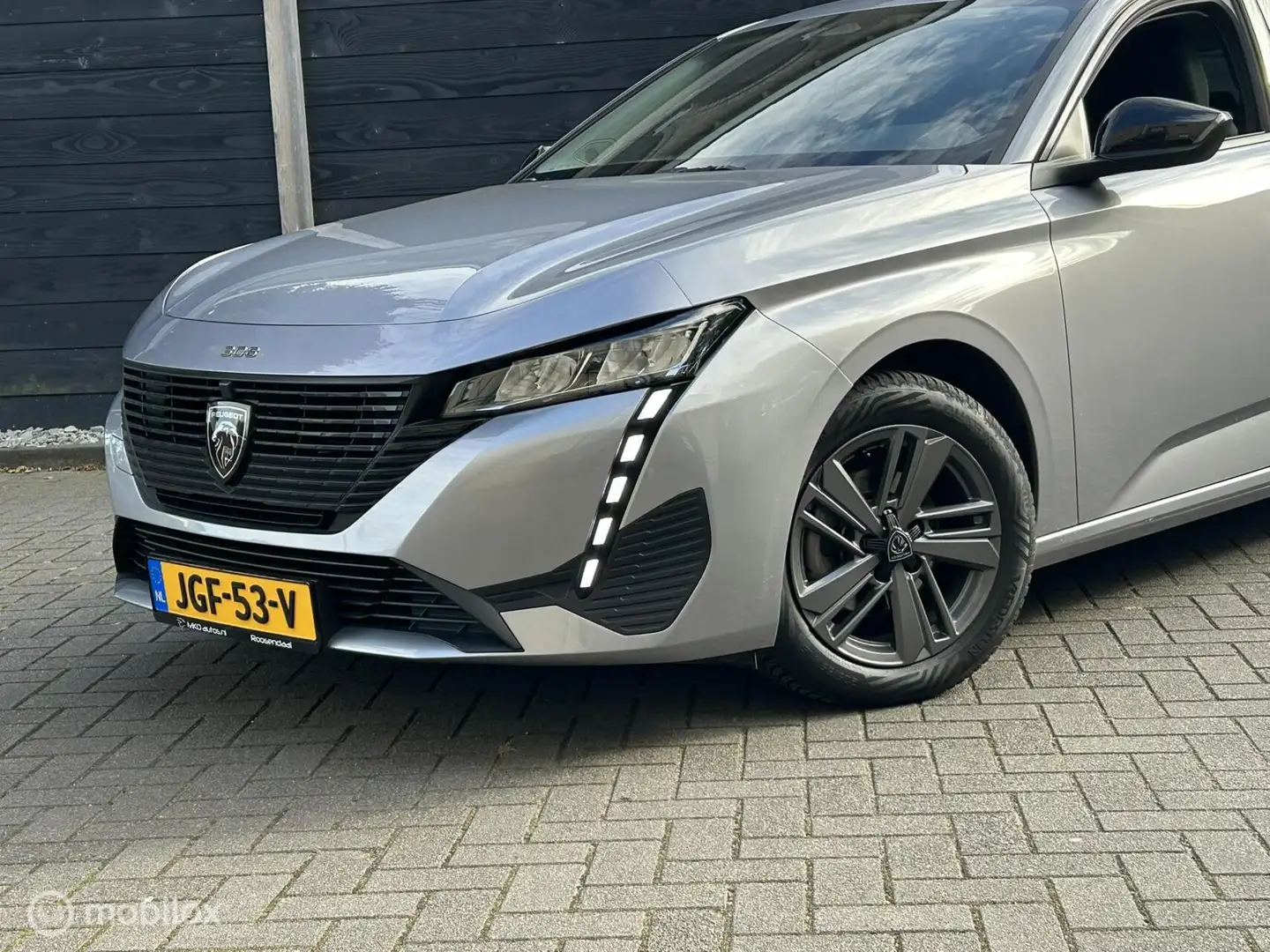 Peugeot 308 1.2 131 PK AUTOMAAT Pack Business Clima / FM nav / Gris - 2