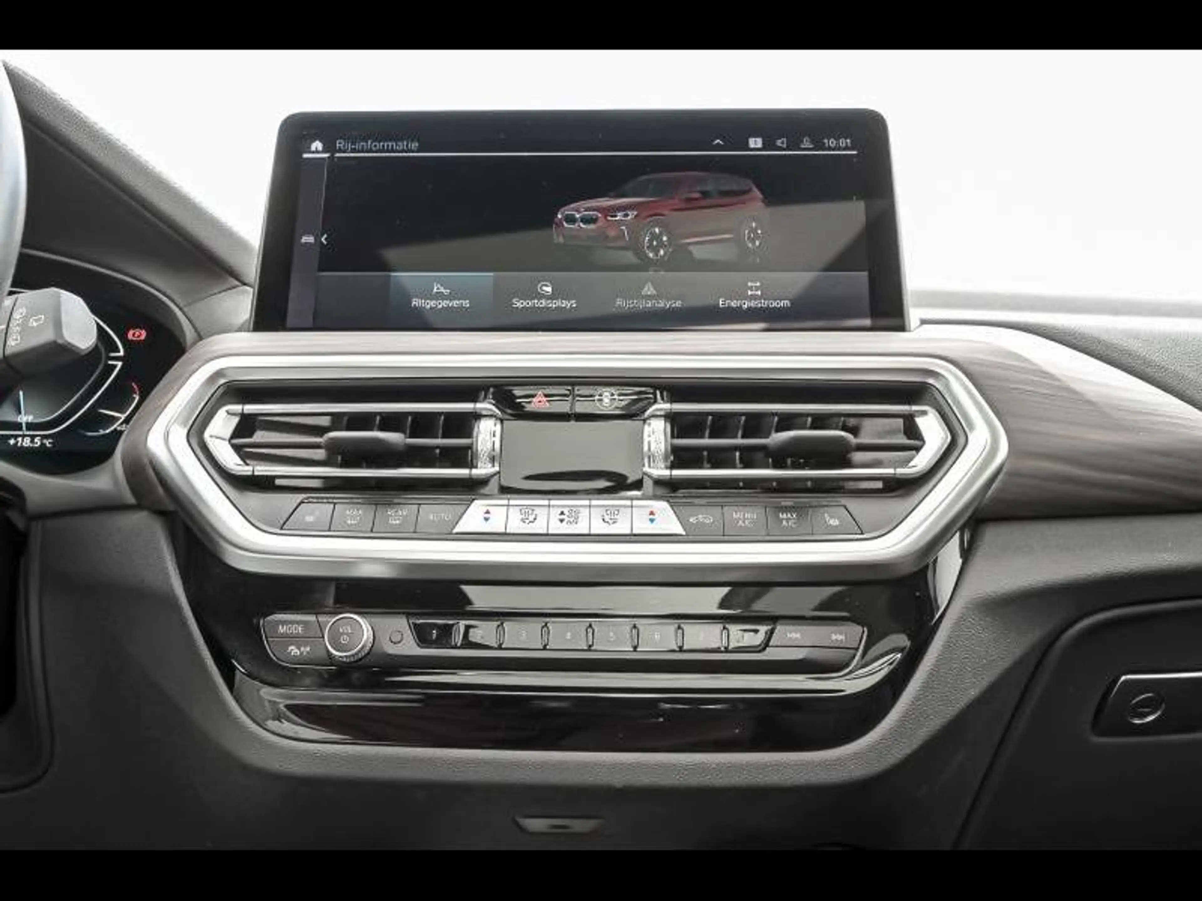 BMW iX3 Impressive — photo 12