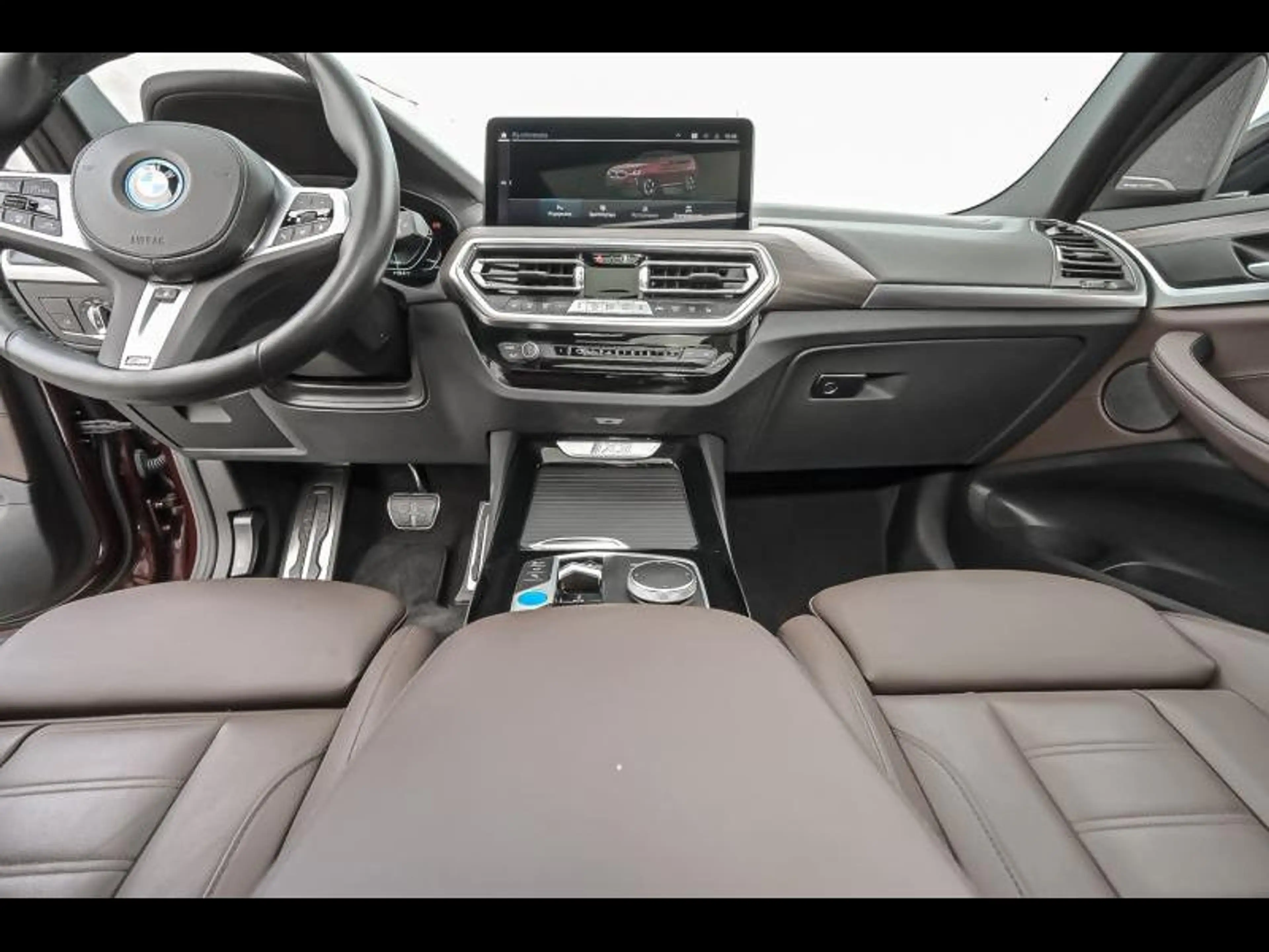BMW iX3 Impressive — photo 7