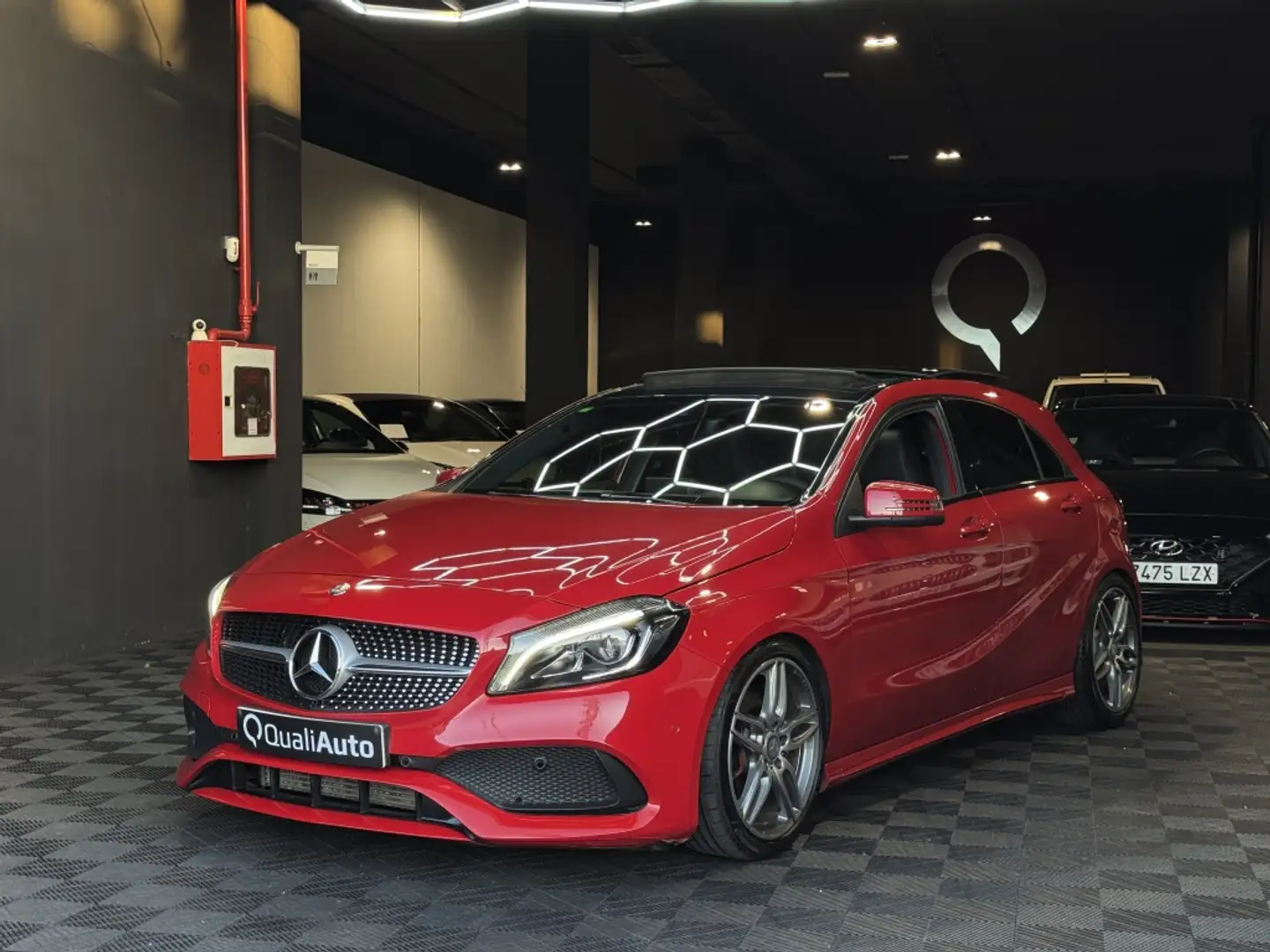 Mercedes-Benz A 180 180d 7G-DCT - 2