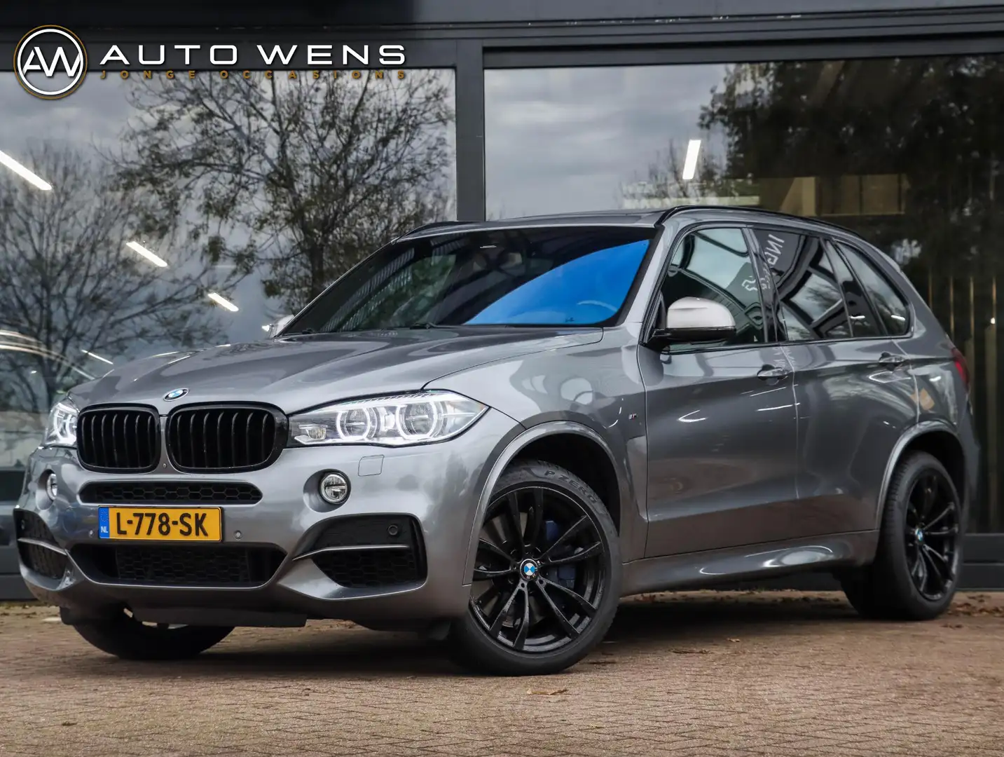 BMW X5 M50d 381PK Panodak Harman Kardon | Nieuwe DB-ketti Gris - 1