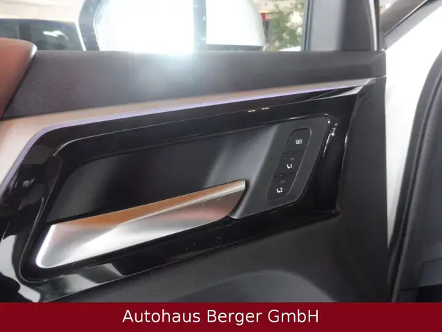 Mitsubishi Outlander view 15