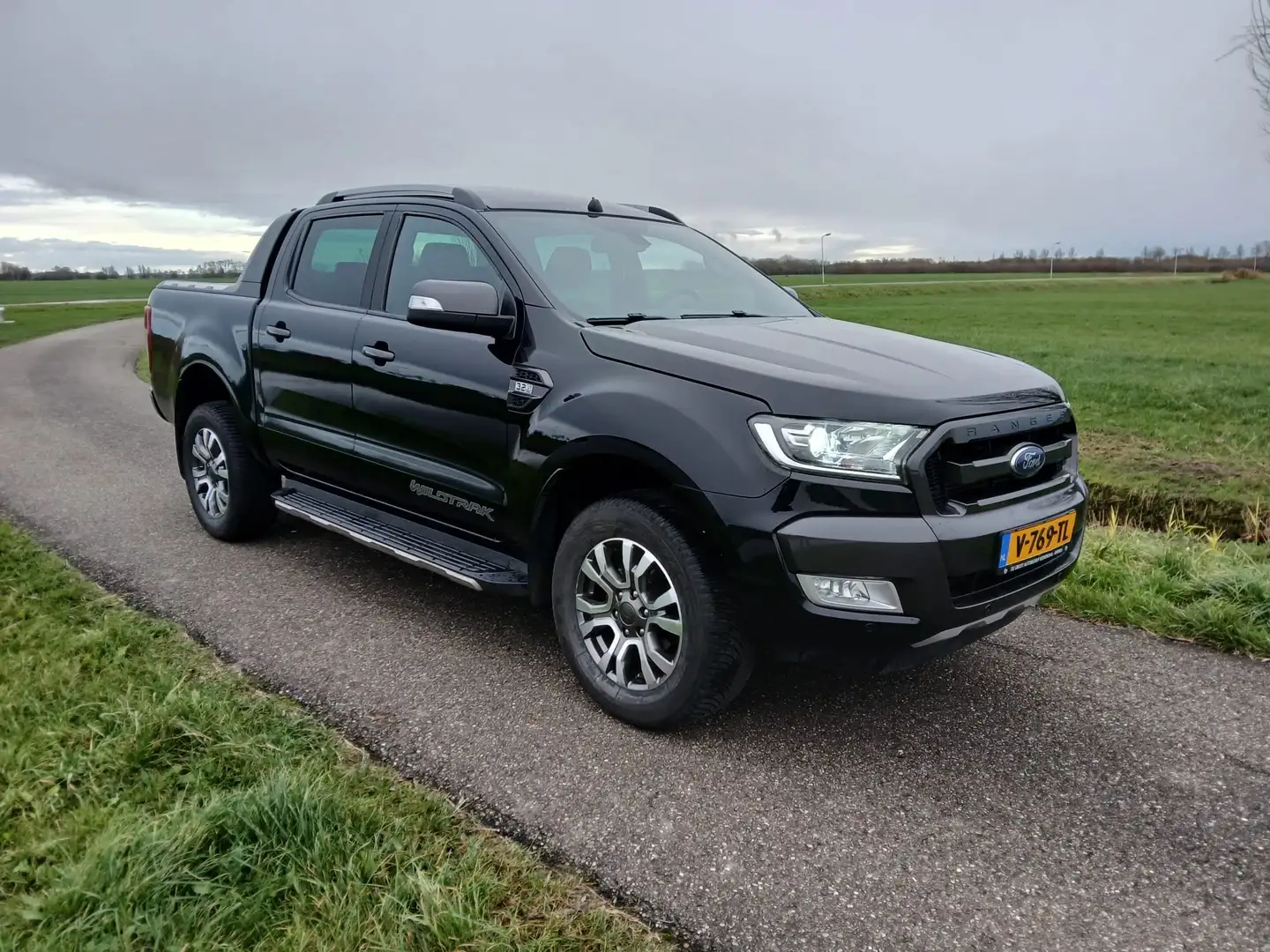 Ford Ranger Ranger 3.2 TDCi Wildtr.Sup. Zwart - 1