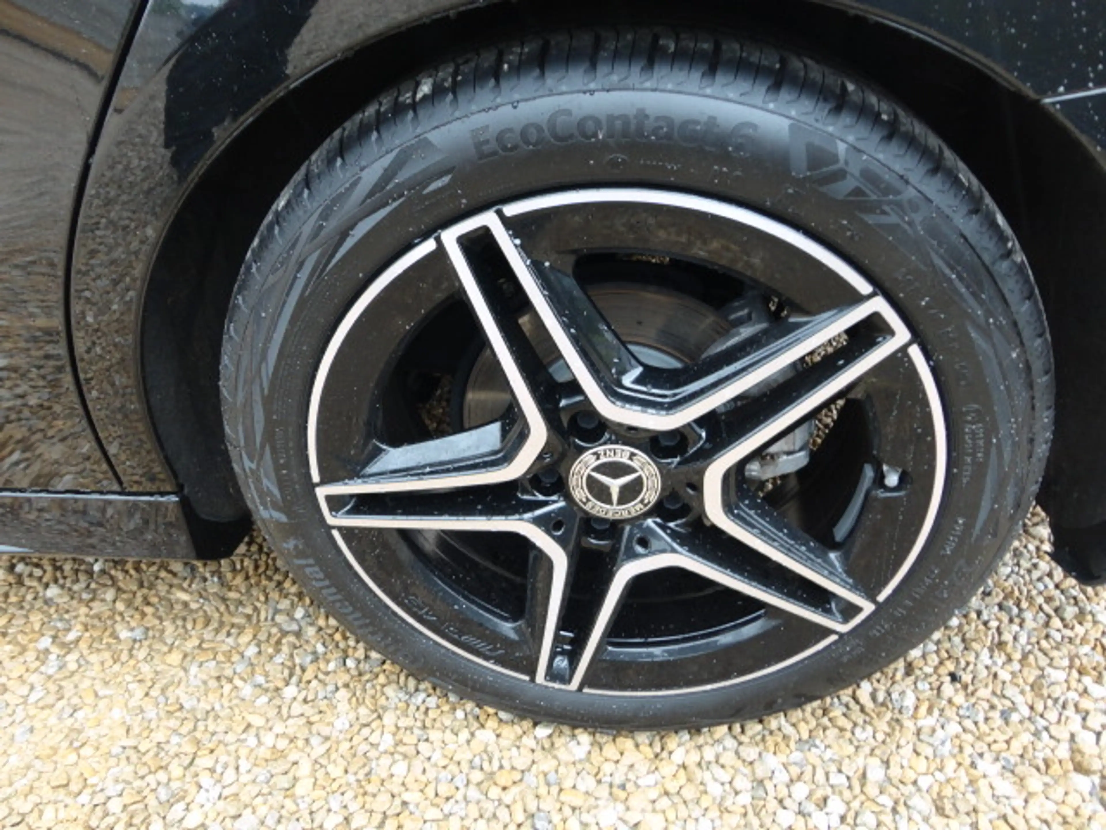 Mercedes-Benz A 180 A 180 AMG Line Berline — photo 10