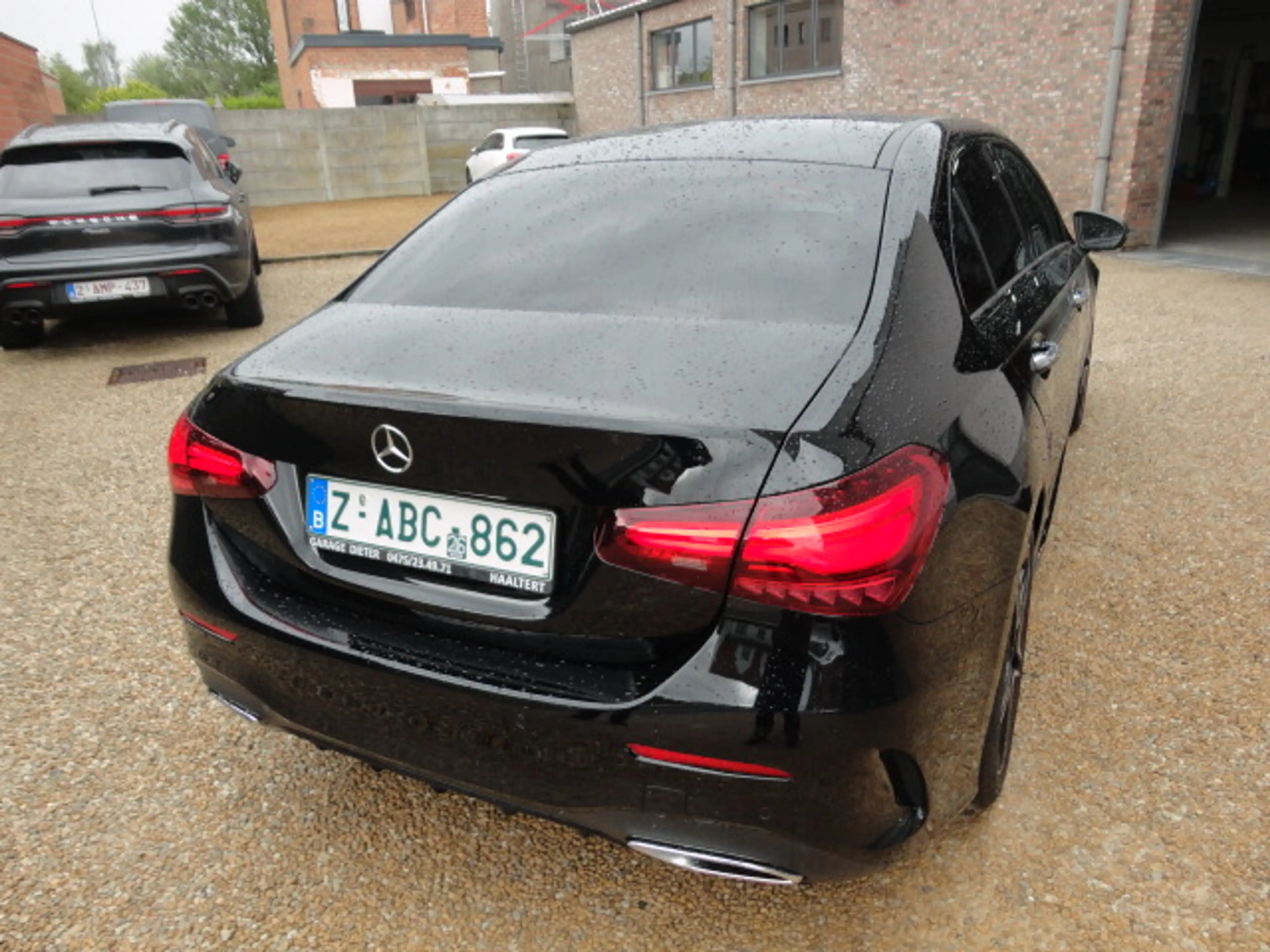 Mercedes-Benz A 180 A 180 AMG Line Berline — photo 3