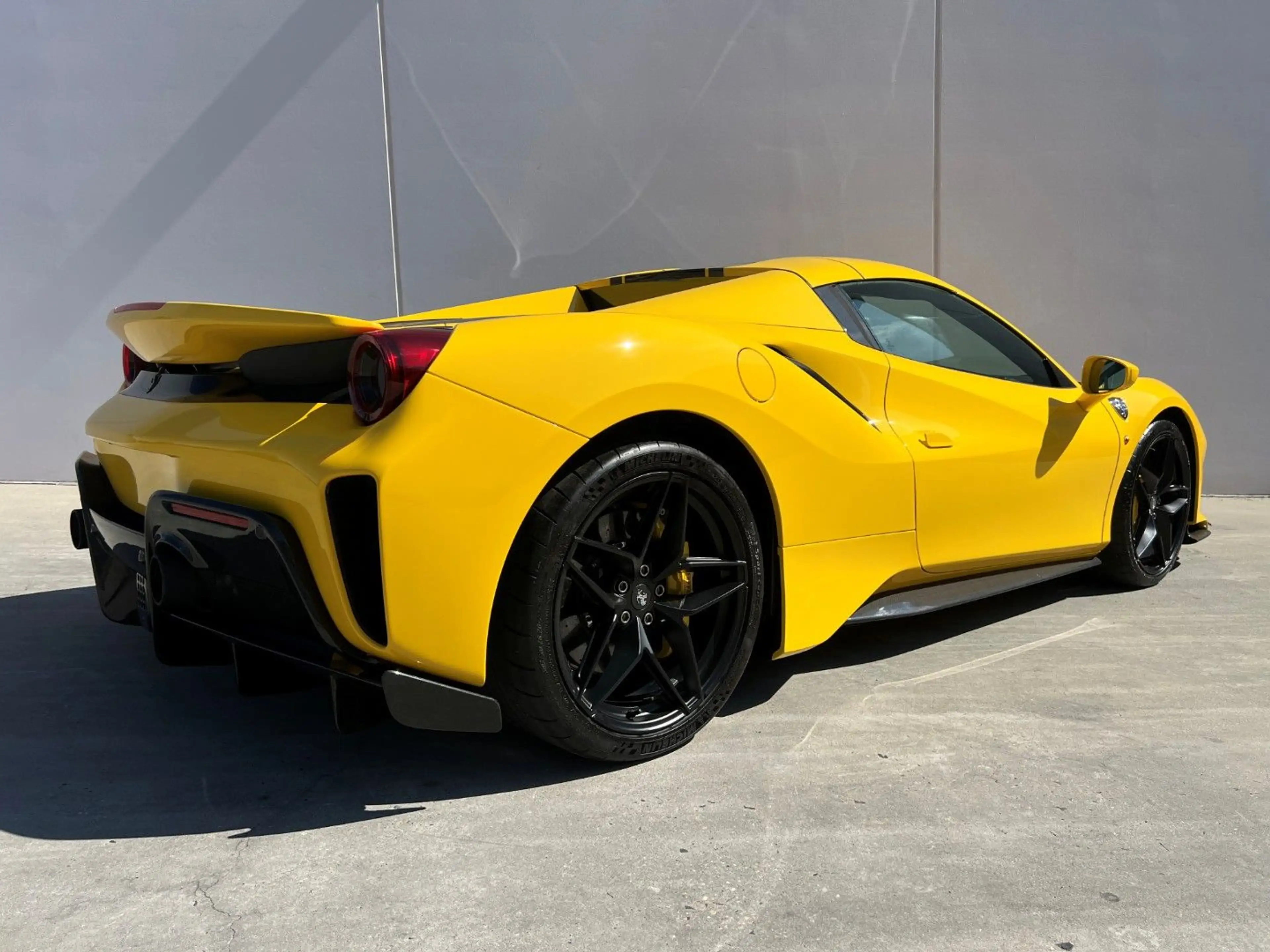 Ferrari 488 Spider °Garantie°Liftsystem°Carbon° — photo 4