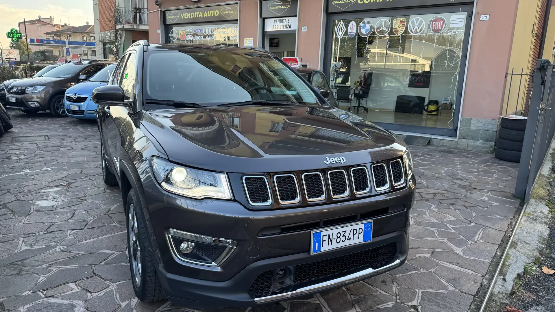 Jeep Compass 1.4 m-air Limited 2wd 140 pari al nuovo km 60000 Gris - 1