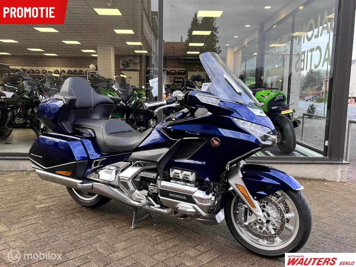 Honda GL 1800 GoldWing DCT Touring Deluxe Niebieski - 1