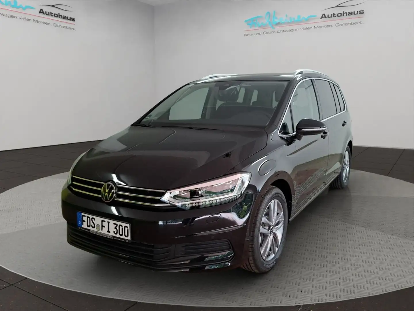 Volkswagen Touran Comfortline 1.5l TSI DSG Bluetooth Navi LED Schwarz - 2