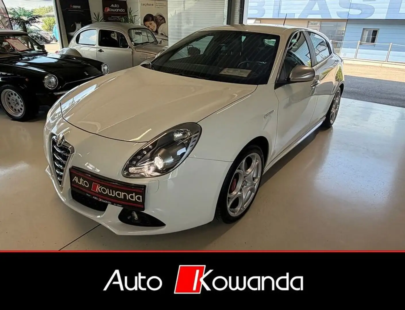 Alfa Romeo Giulietta Distinctive -Wenig Km *1-Besitz* Weiß - 1