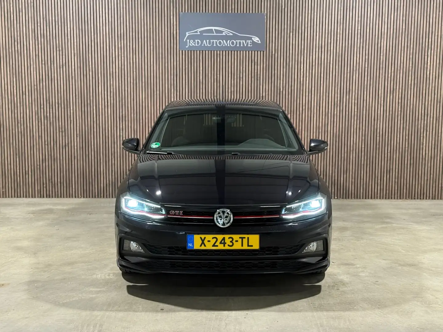 Volkswagen Polo GTI 2.0 TSI DSG Zwart - 2