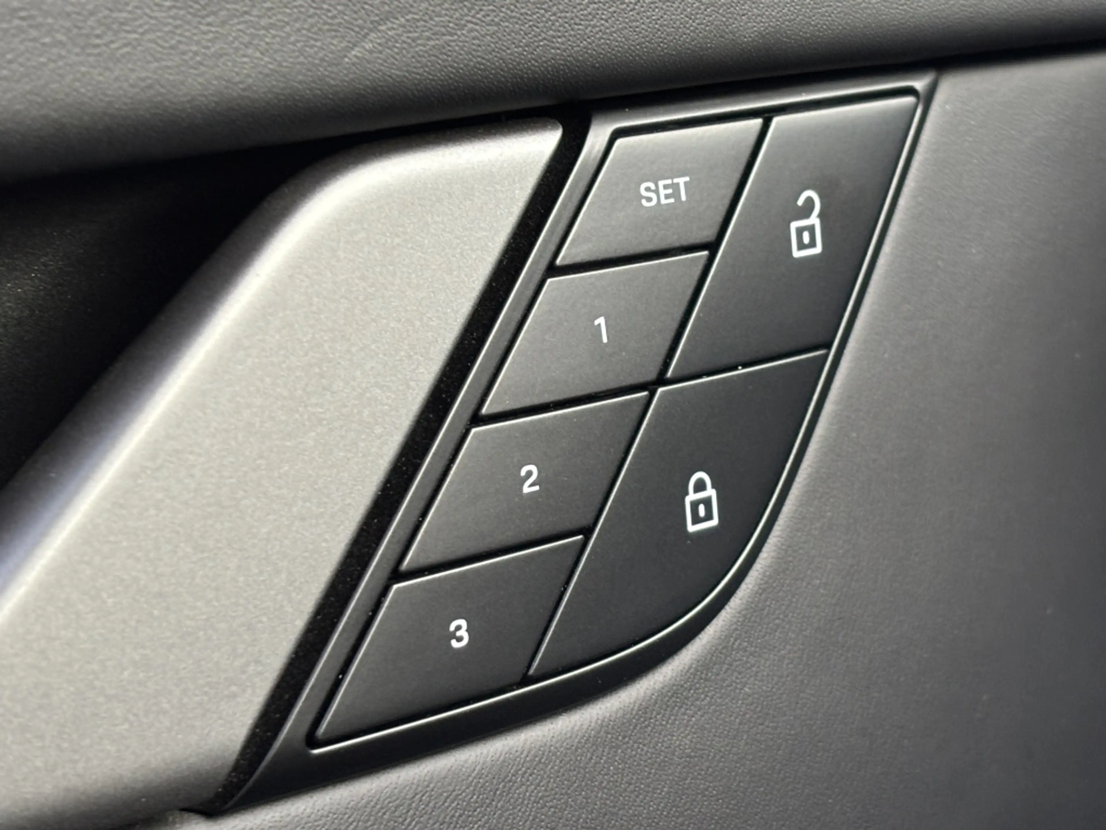 Porsche 992 Cabrio 3.0 Carrera 4S PDK 450pk BOSE Sportuitlaat — photo 18