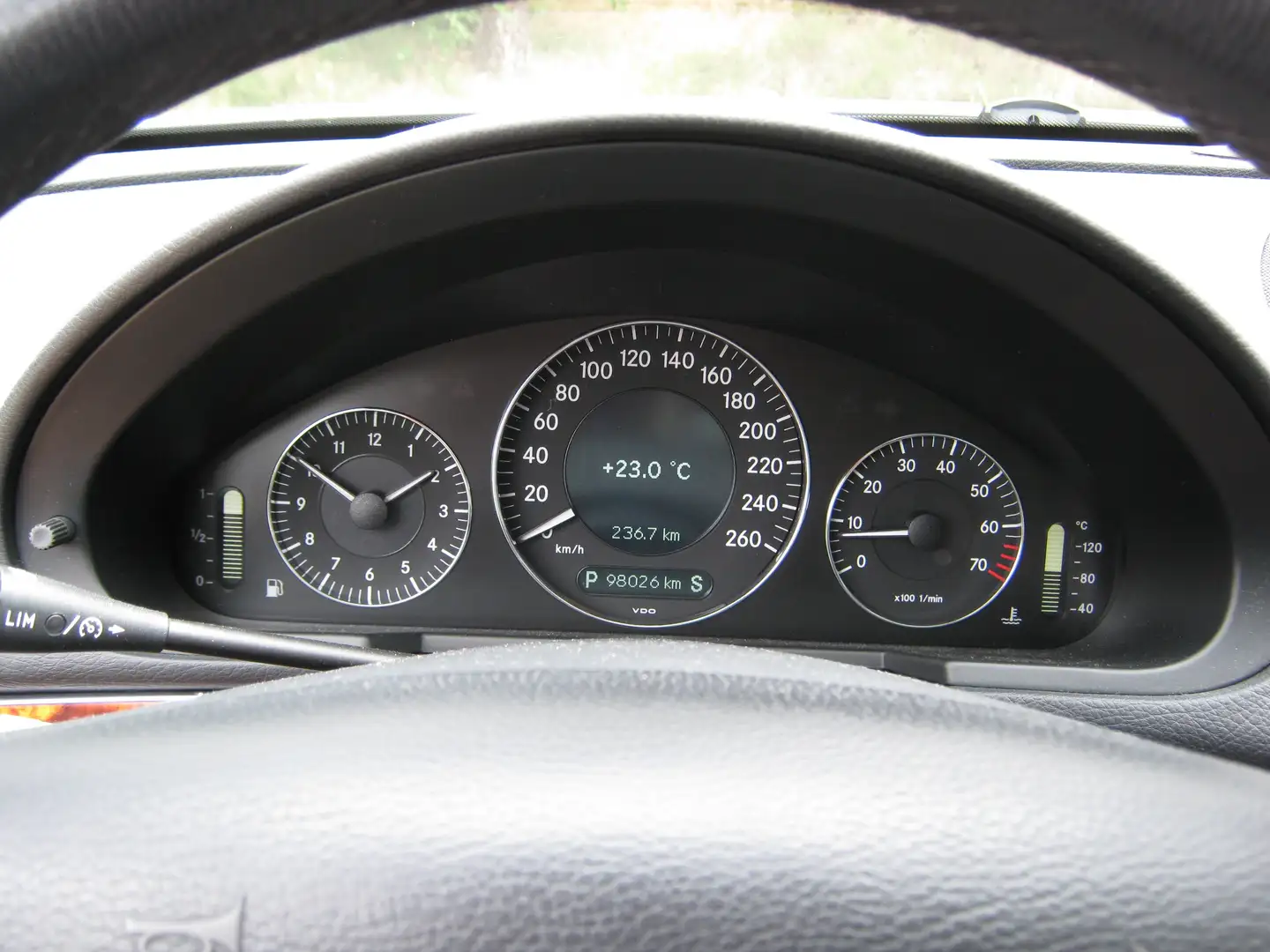 Mercedes-Benz E 200 E 200 K. Elegance Gümüş rengi - 2