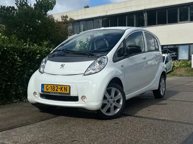 Peugeot iOn