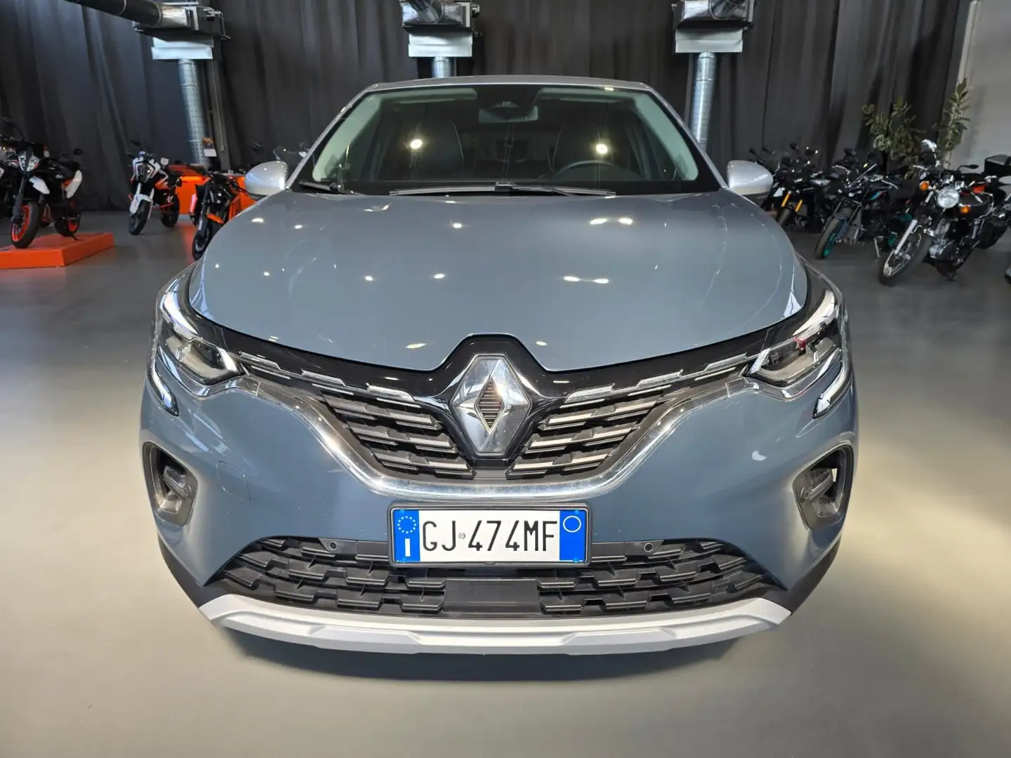 Renault Captur E-Tech 145 CV Intens Grigio - 2