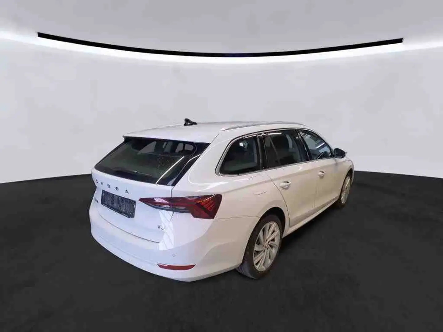 Skoda Octavia iV Combi Style 1.4TSI 150kW*KAM*SmartLin Wit - 2