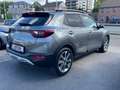 Kia Stonic 1.0 T Inspire Plus ISG Gris - thumbnail 4